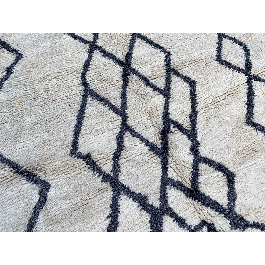 White and black Moroccan rug with abstract diamond pattern - Kantara | Moroccan Rugs