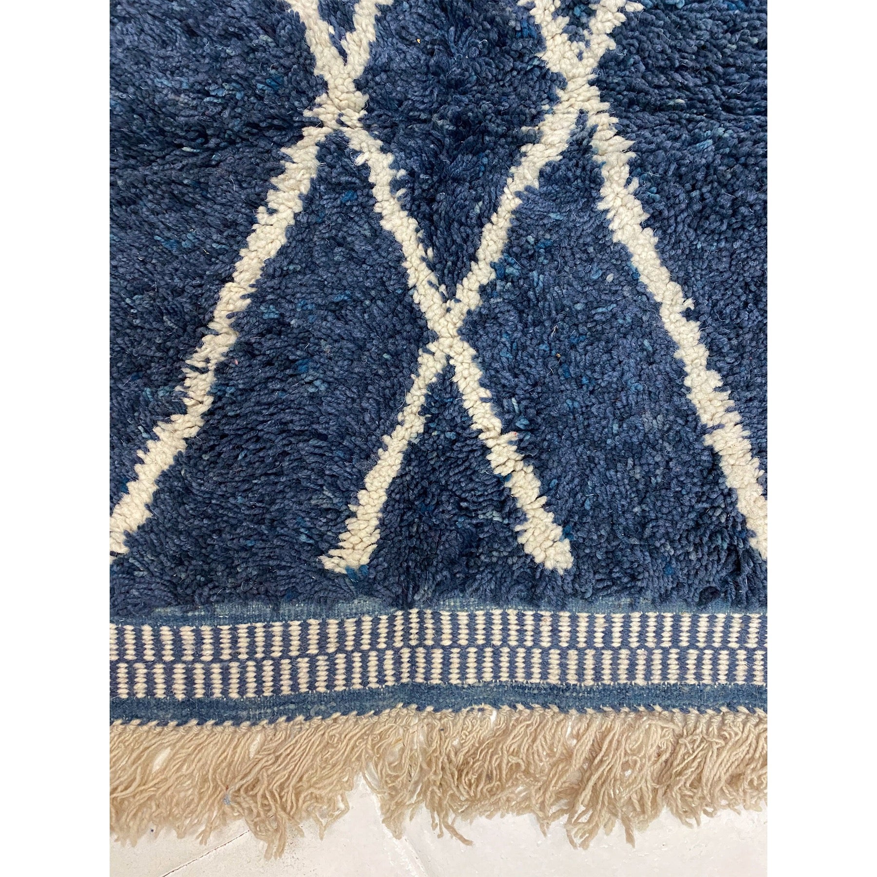 One of a kind modern Moroccan Beni Ourain rug - Kantara | Moroccan Rugs