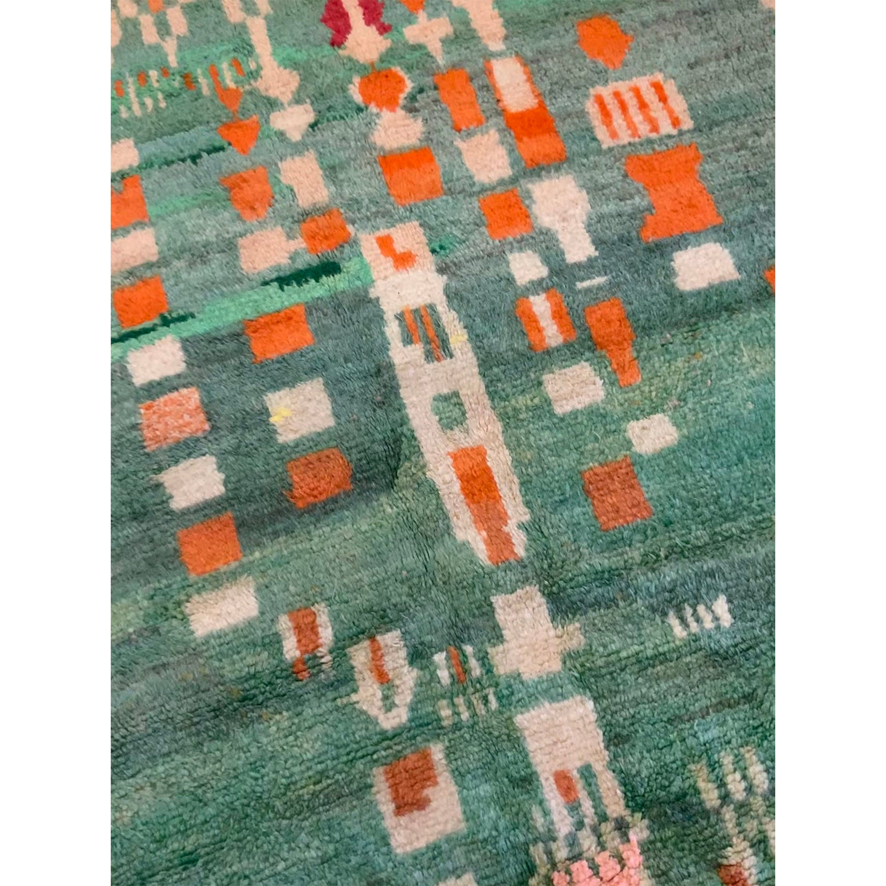 Vintage green Moroccan berber carpet with abstract pattern - Kantara | Moroccan Rugs