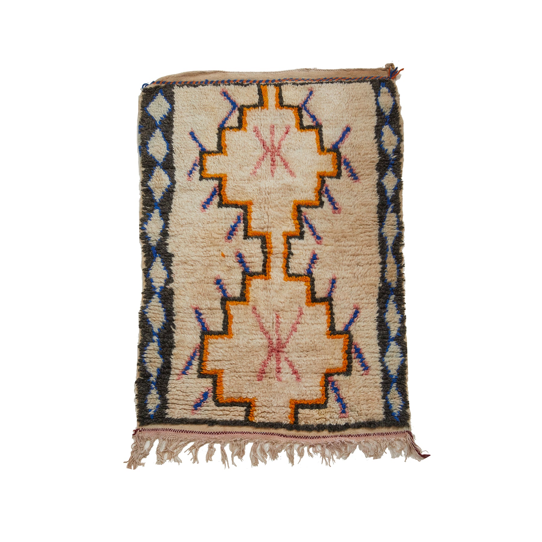 Plush cream colored Moroccan bedroom throw rug - Kantara | Moroccan Rugs