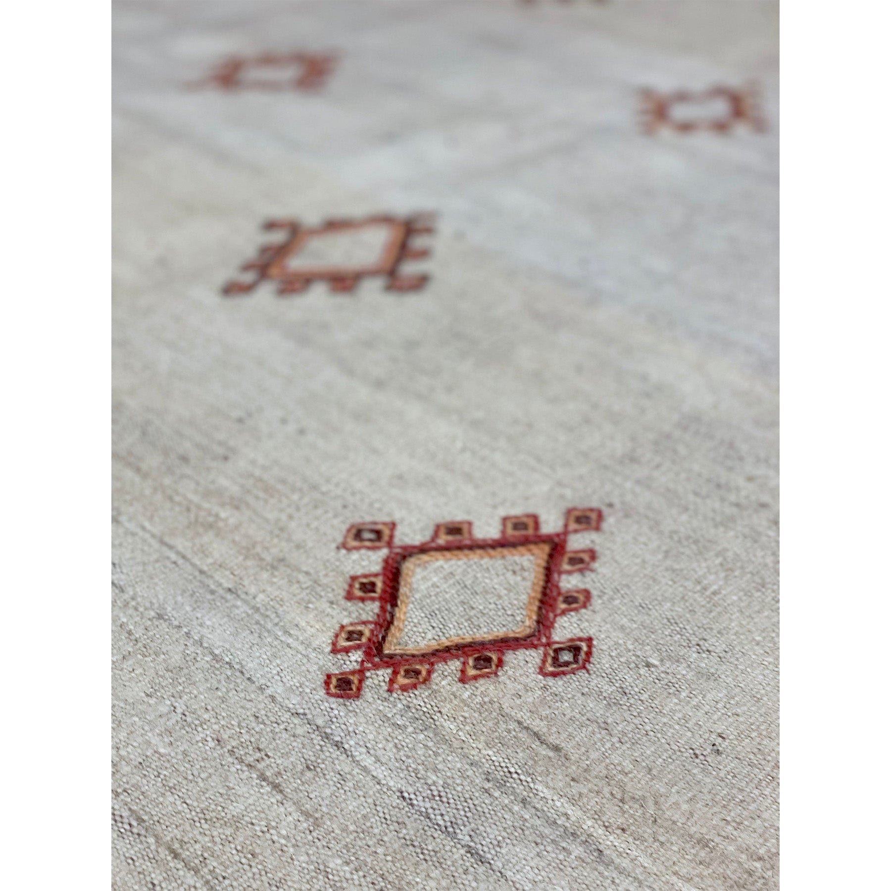 Abstract Moroccan red and white Moroccan berber area rug - Kantara | Moroccan Rugs