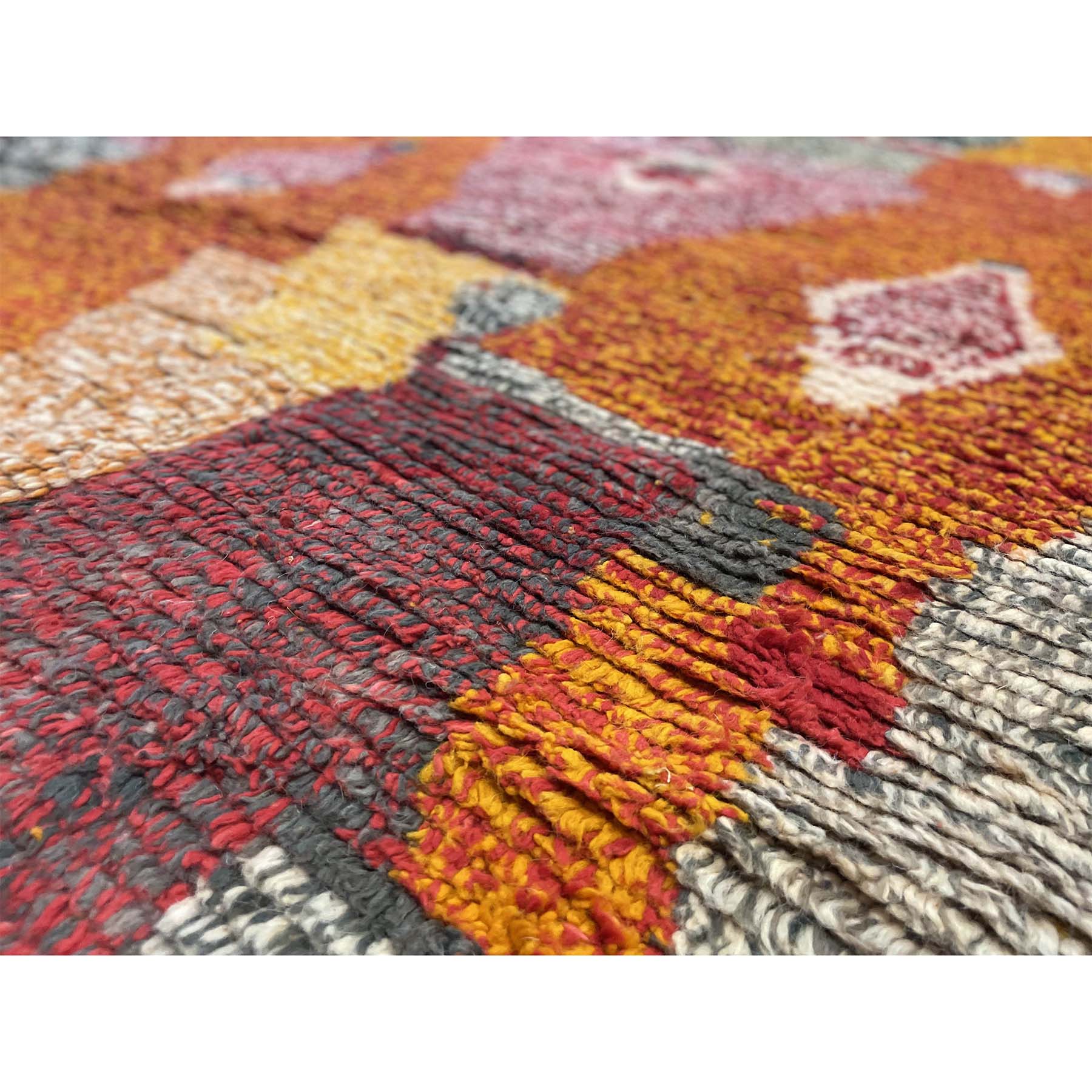 Handknotted boho chic Moroccan area rug - Kantara | Moroccan Rugs