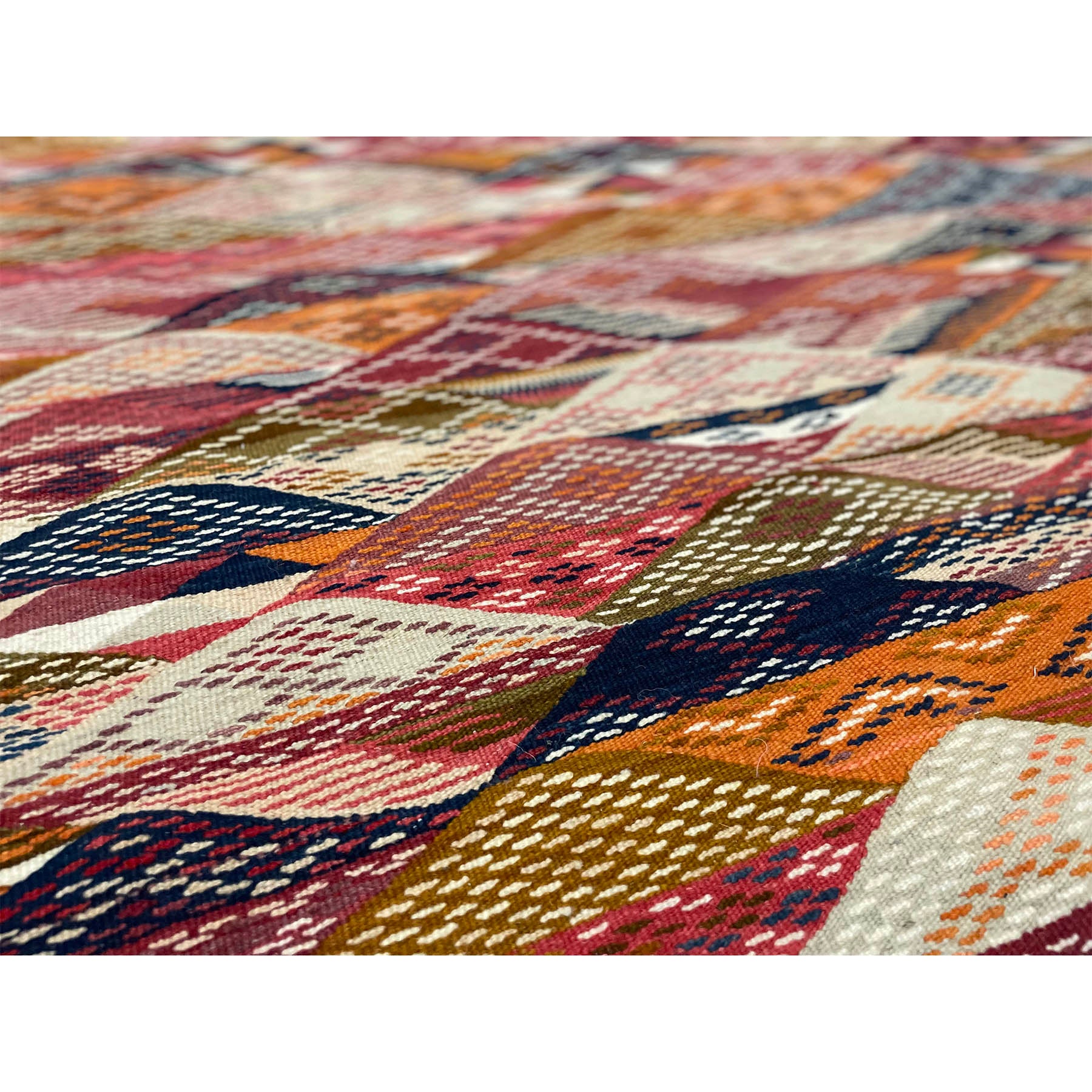 Colorful red and orange Moroccan flatweave kilim rug - Kantara | Moroccan Rugs