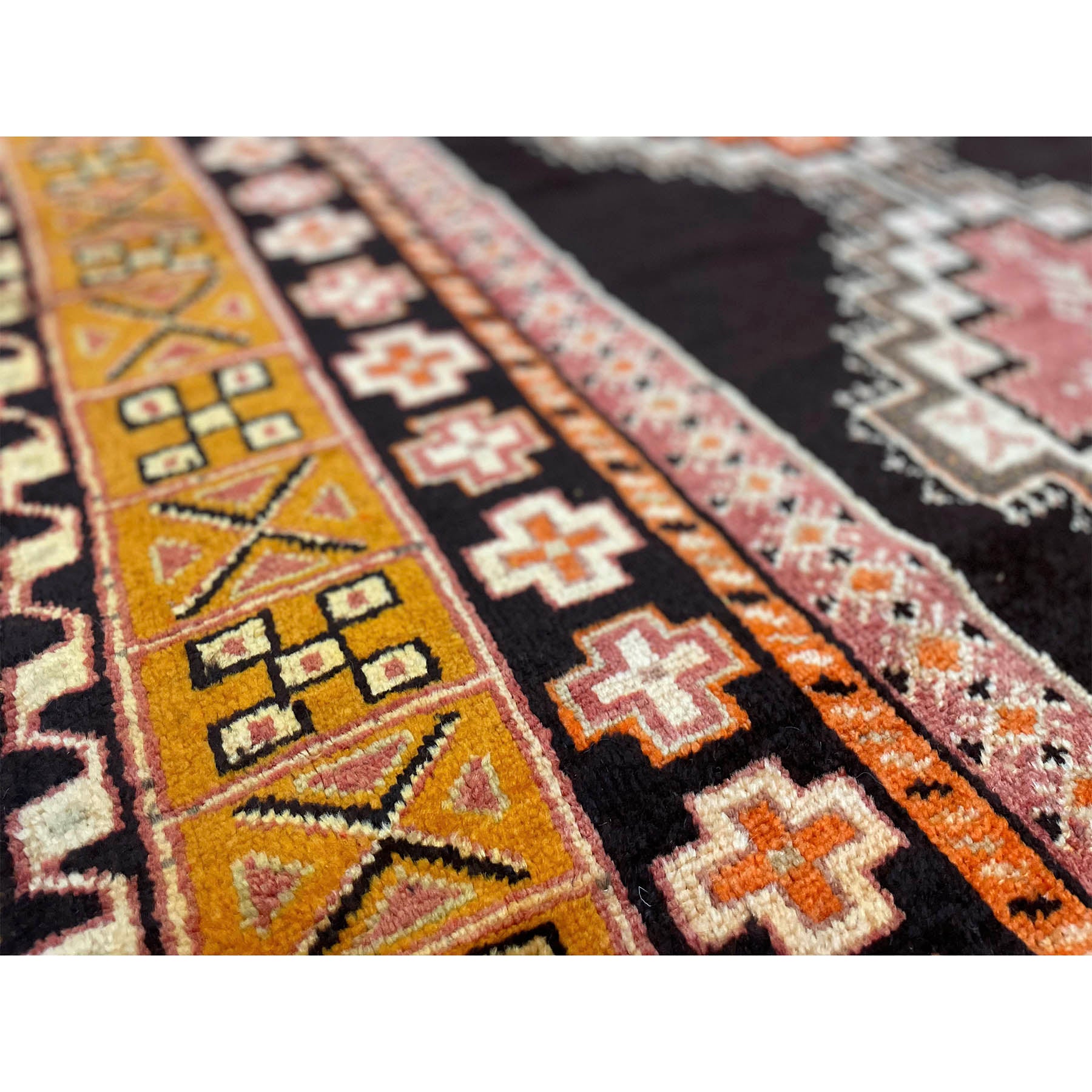 Handwoven vintage colorful Moroccan bedroom rug - Kantara | Moroccan Rugs