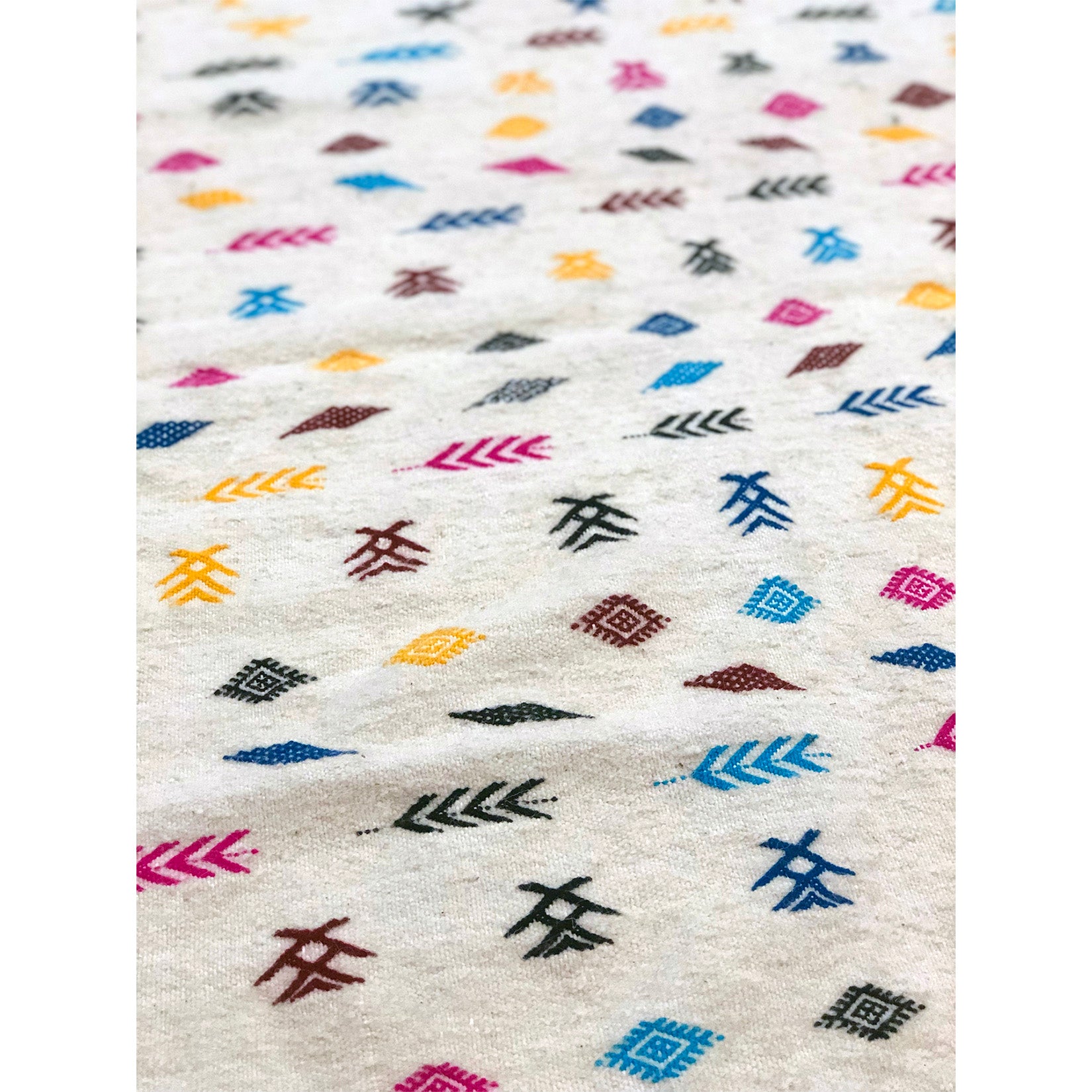 Contemporary white flatweave boho chic berber rug - Kantara | Moroccan Rugs
