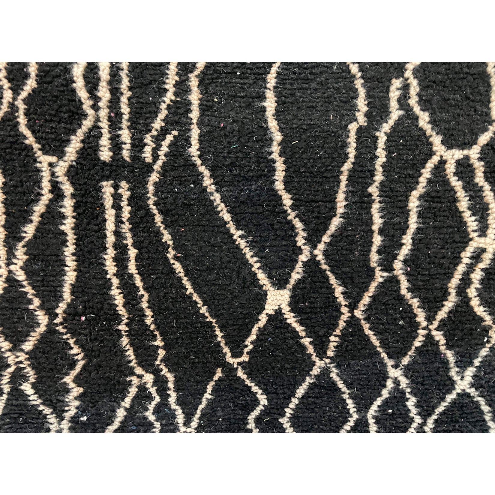 Mid century black and white Moroccan living room rug - Kantara | Moroccan Rugs
