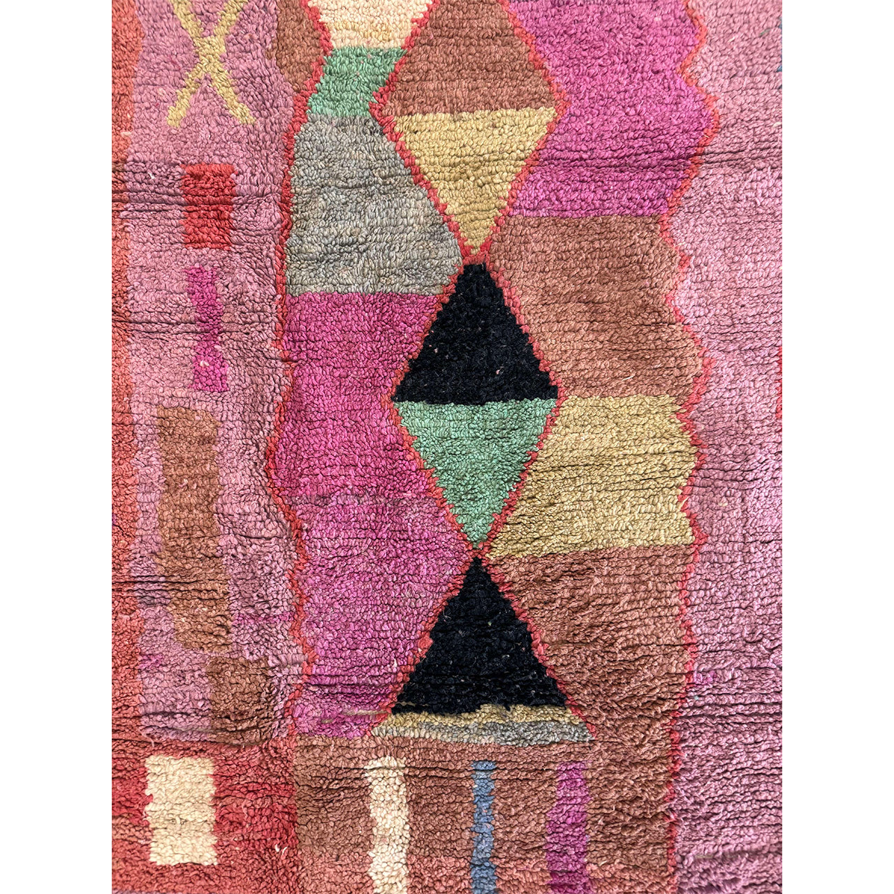 No. 989 | 5’ 1” x 8’ 11”