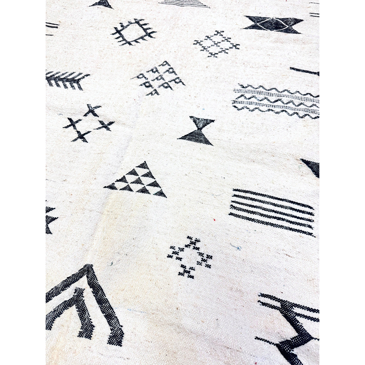 No. 1000 | 3’ 5” x 5’