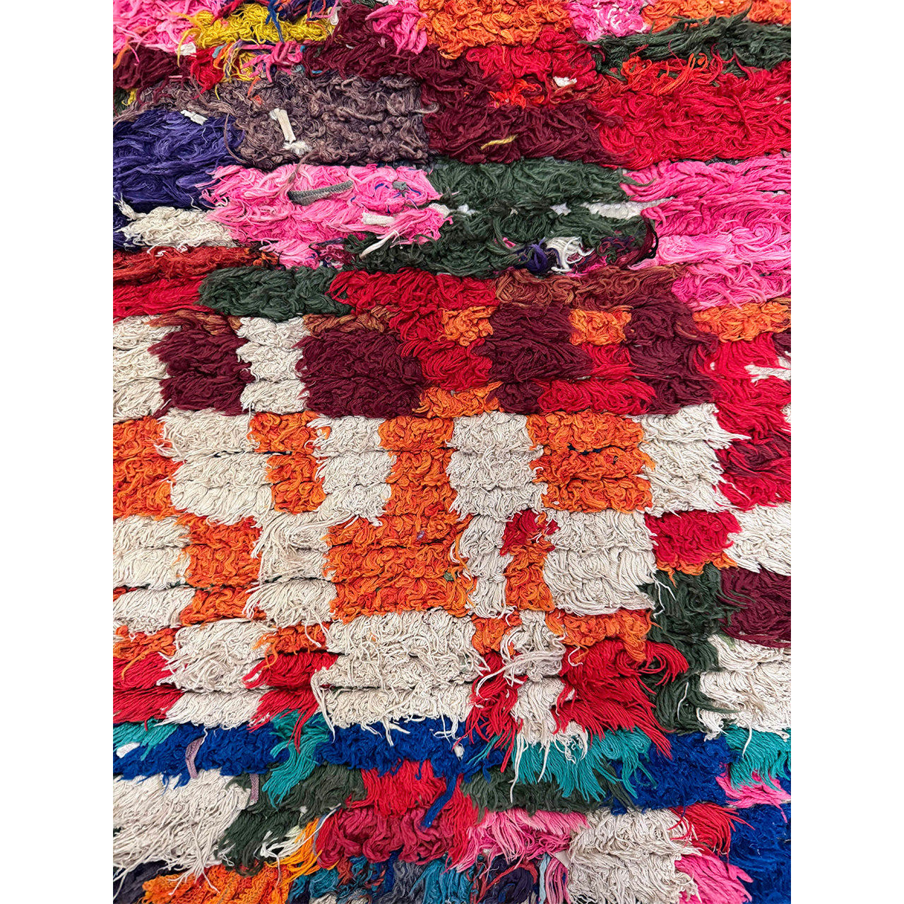 No. 1014 | 2’ 4” x 7’ 2”
