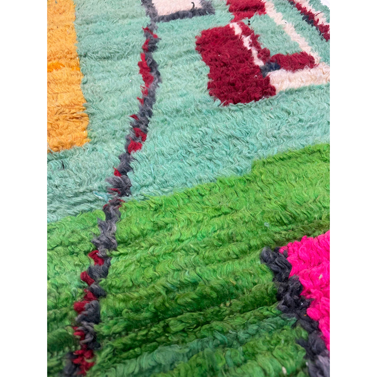 No. 1015 | 2’ 3” x 10’ 2”