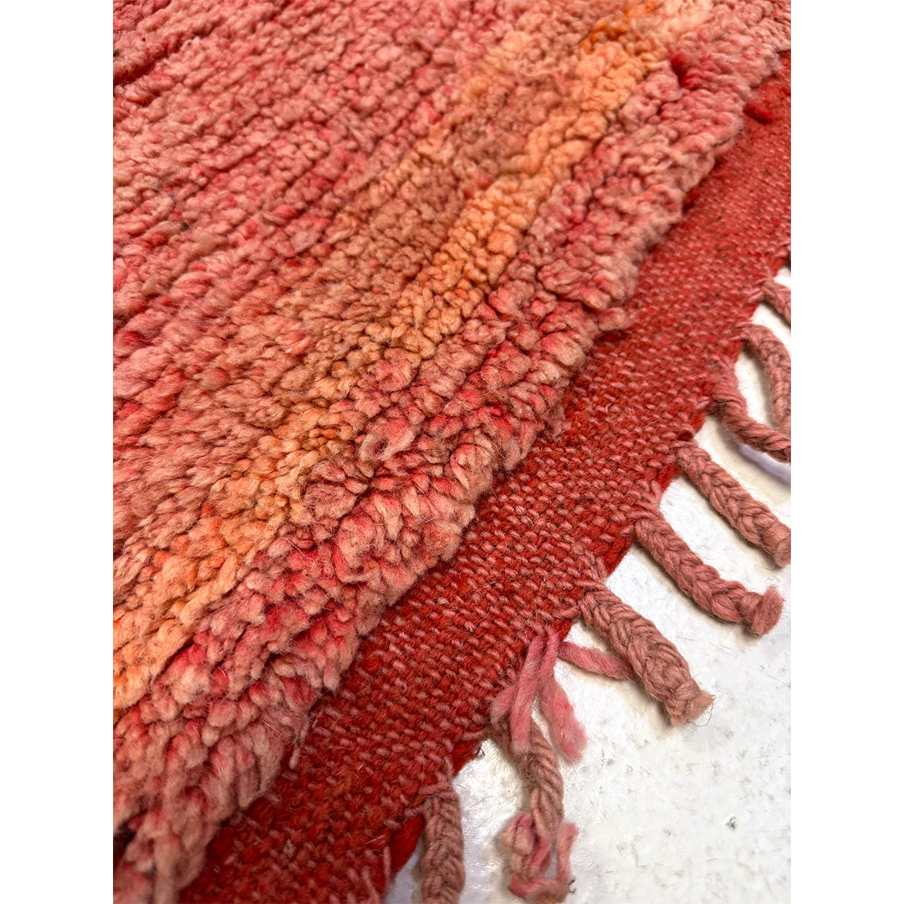 No. 1021 | 5’ 4” x 9’ 4”