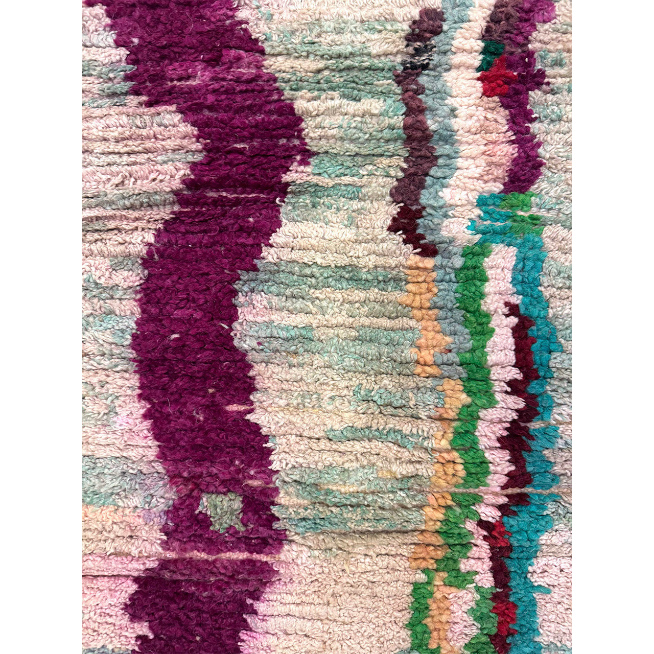 No. 1022 | 2’ 4” x 10’ 8”