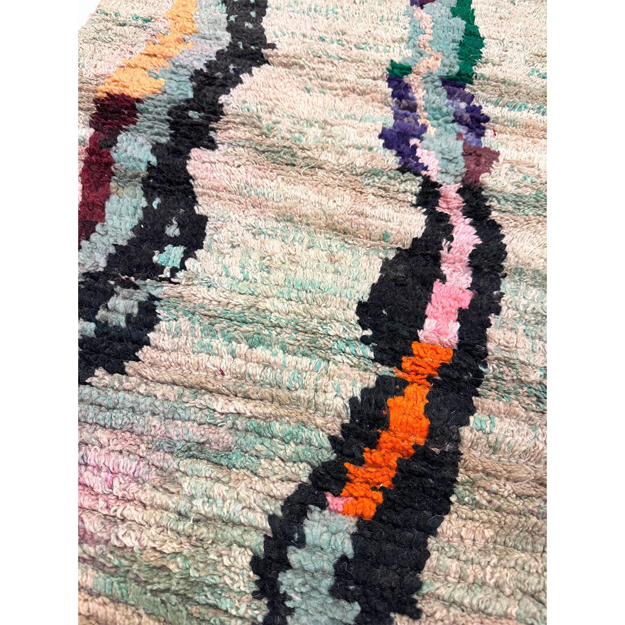 No. 1022 | 2’ 4” x 10’ 8”