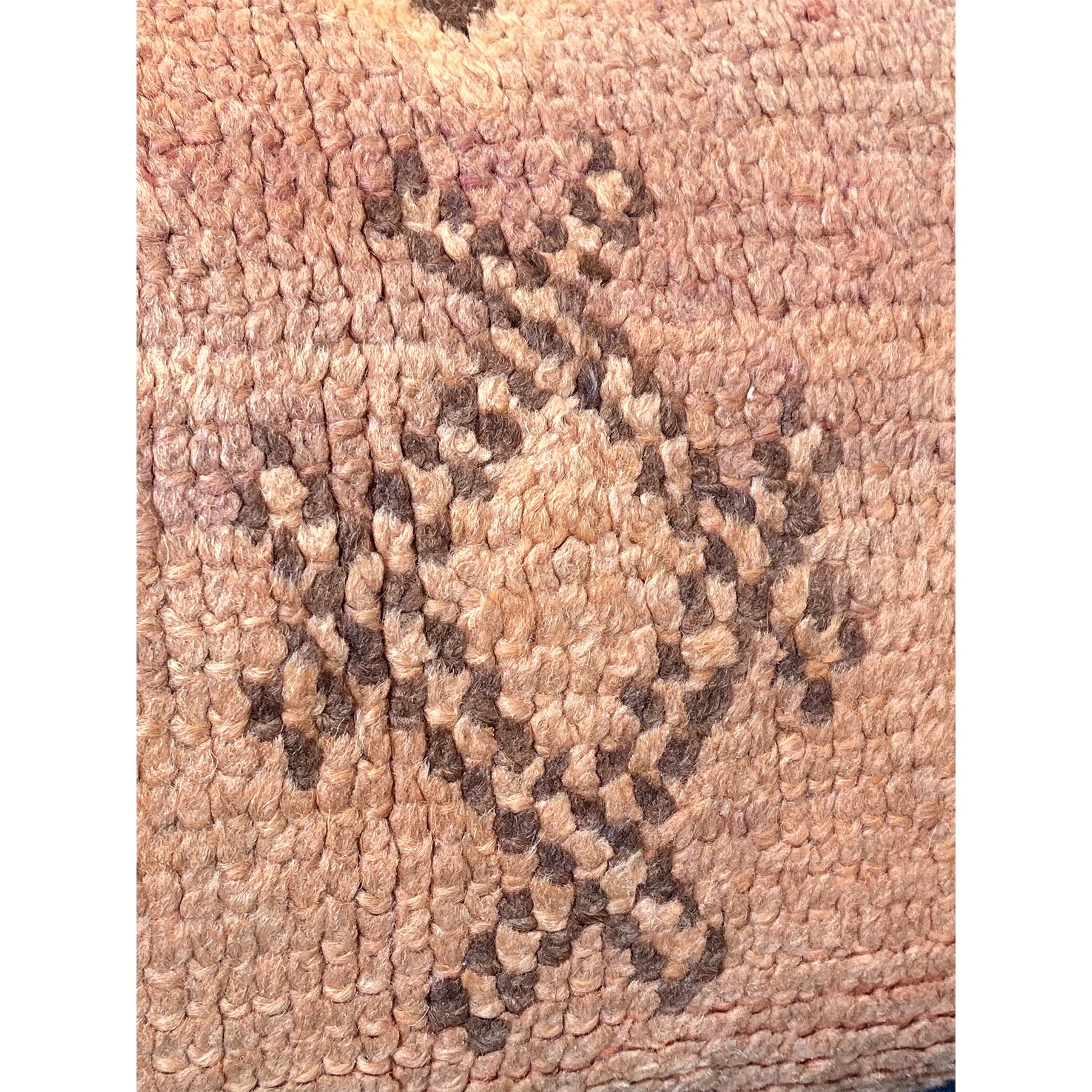 Pink vintage Moroccan throw pillow with brown details - Kantara | Moroccan Rugs