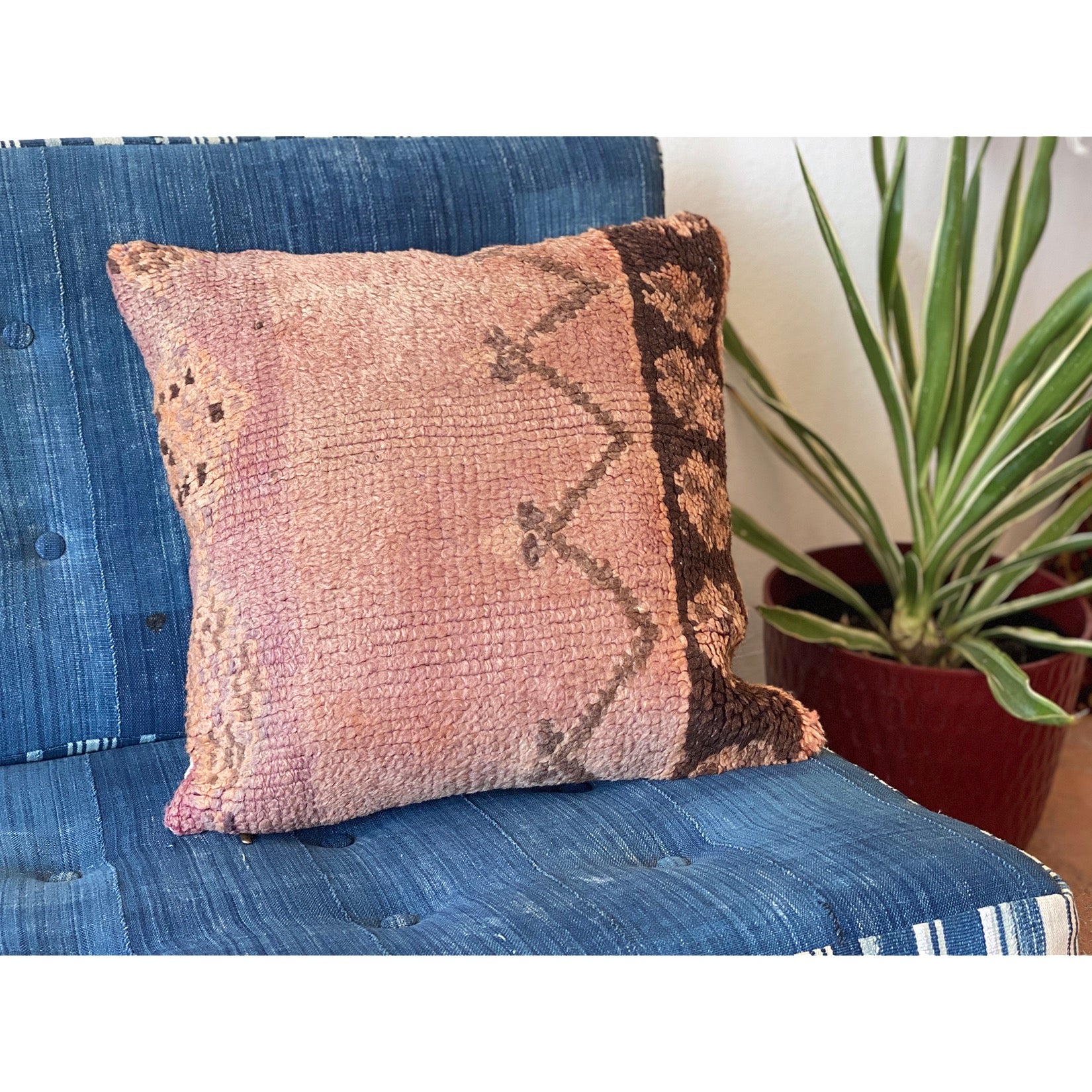 Square shaped upcycled pink Moroccan pillow - Kantara | Moroccan Rugs