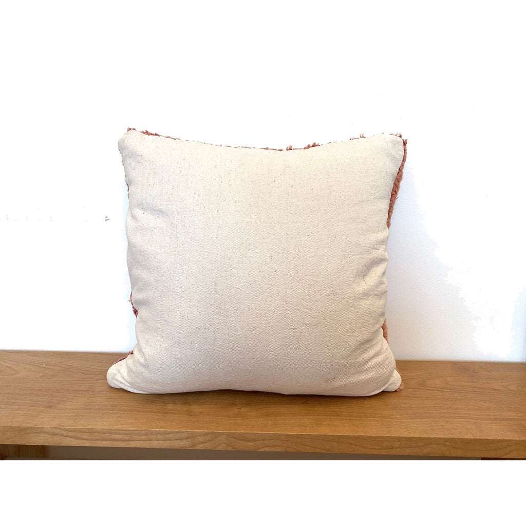 Pink upcycled Moroccan throw pillow with faded diamond motif - Kantara | Moroccan Rugs