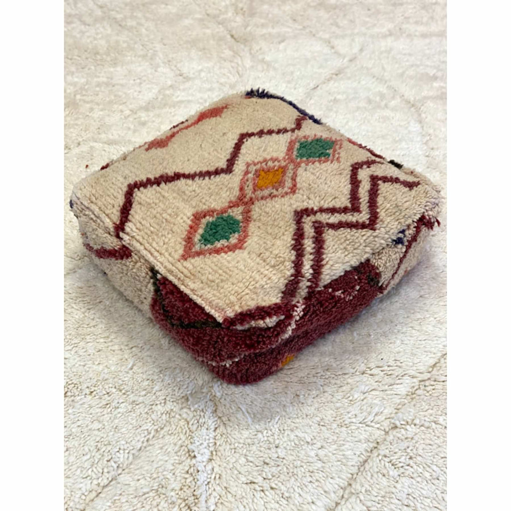 Off white Moroccan floor pouf with diamond pattern - Kantara | Moroccan Rugs