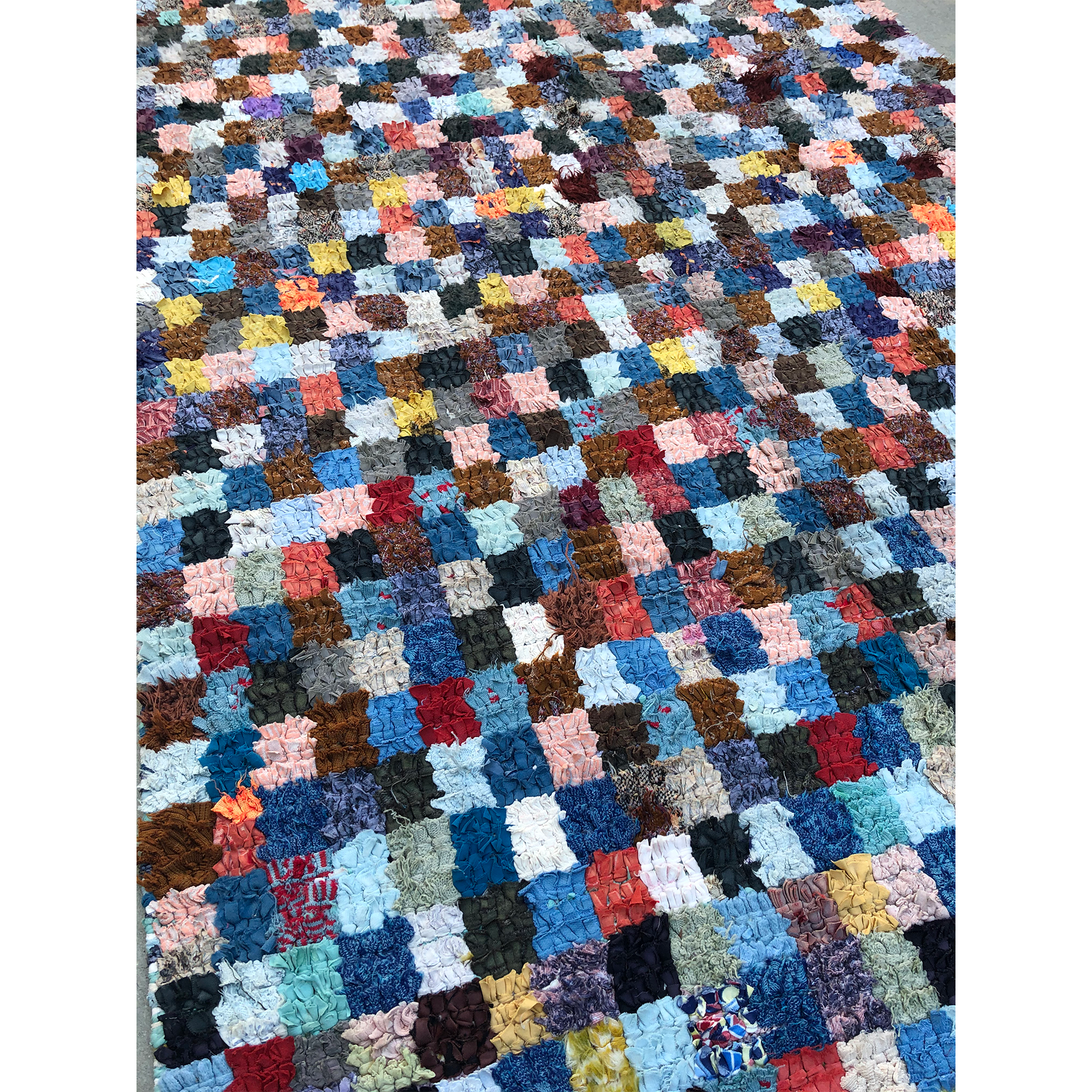ABDOU - Moroccan boucherouite rag rug with checkerboard pattern - Kantara | Moroccan Rugs