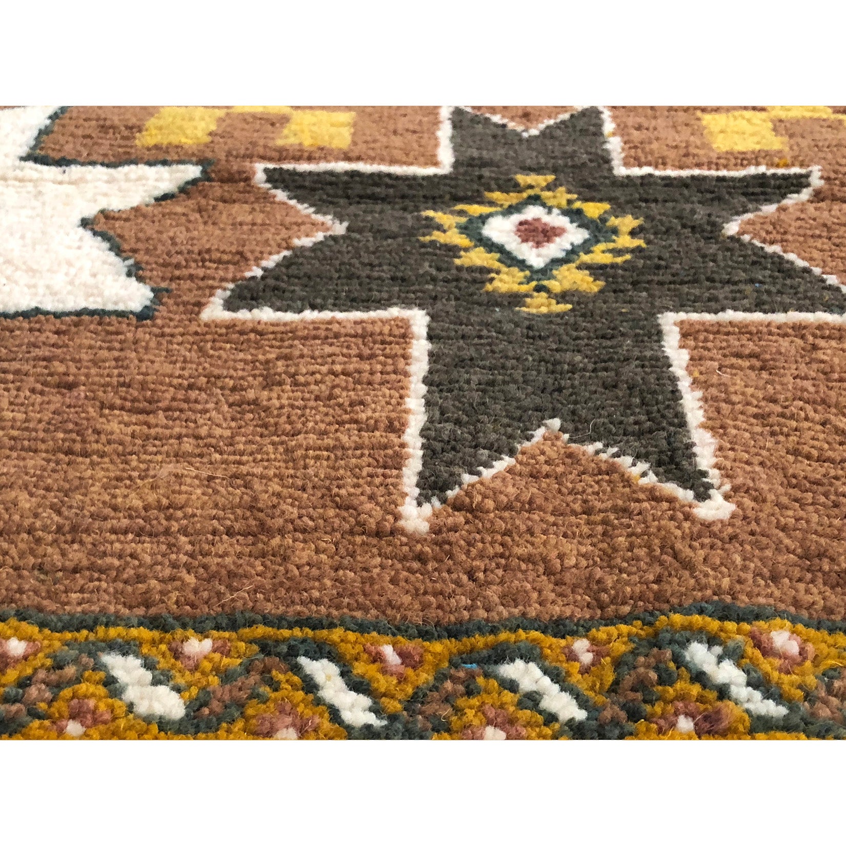 Modern interior brown berber carpet  - Kantara | Moroccan Rugs