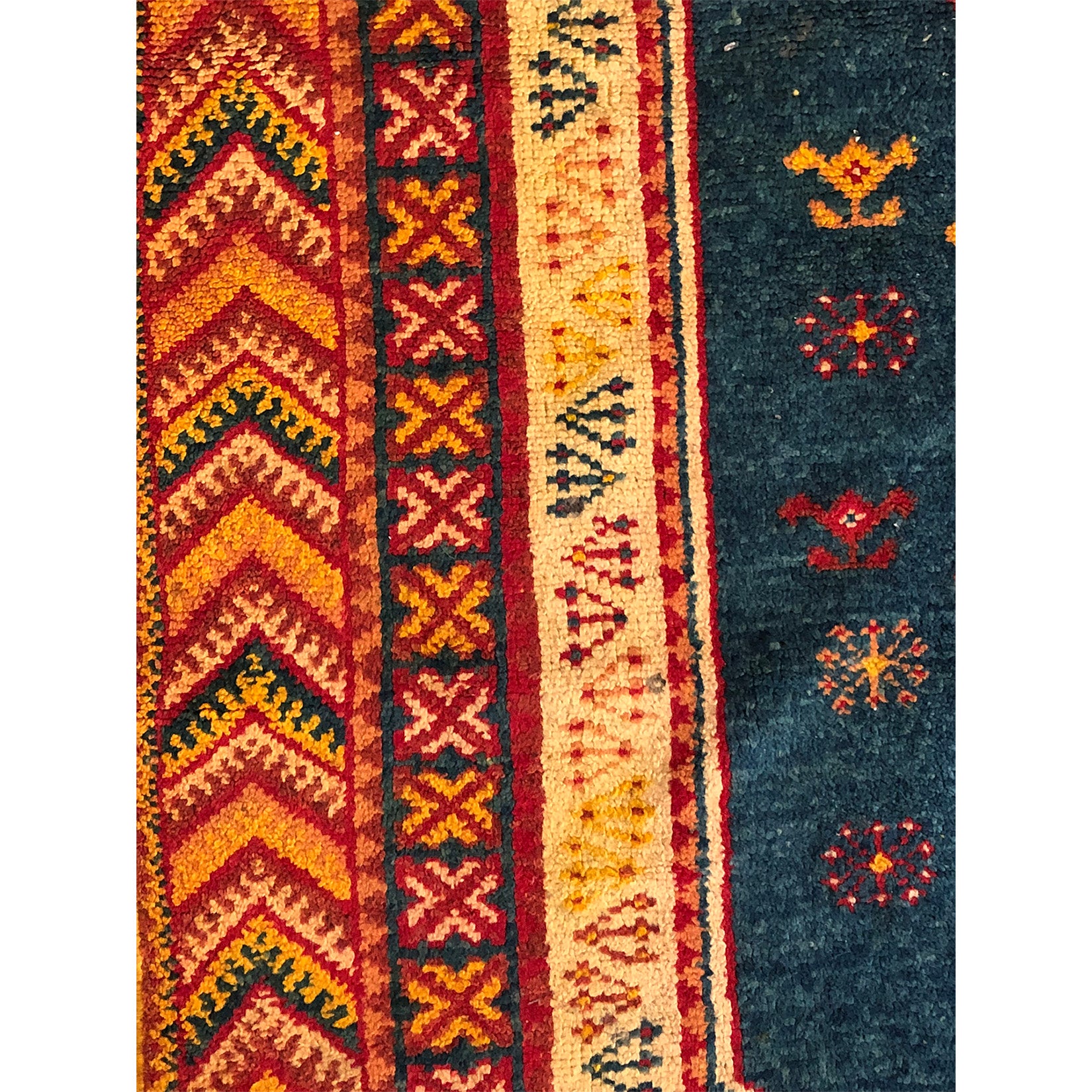 Red bohemian low pile berber carpet - Kantara | Moroccan Rugs