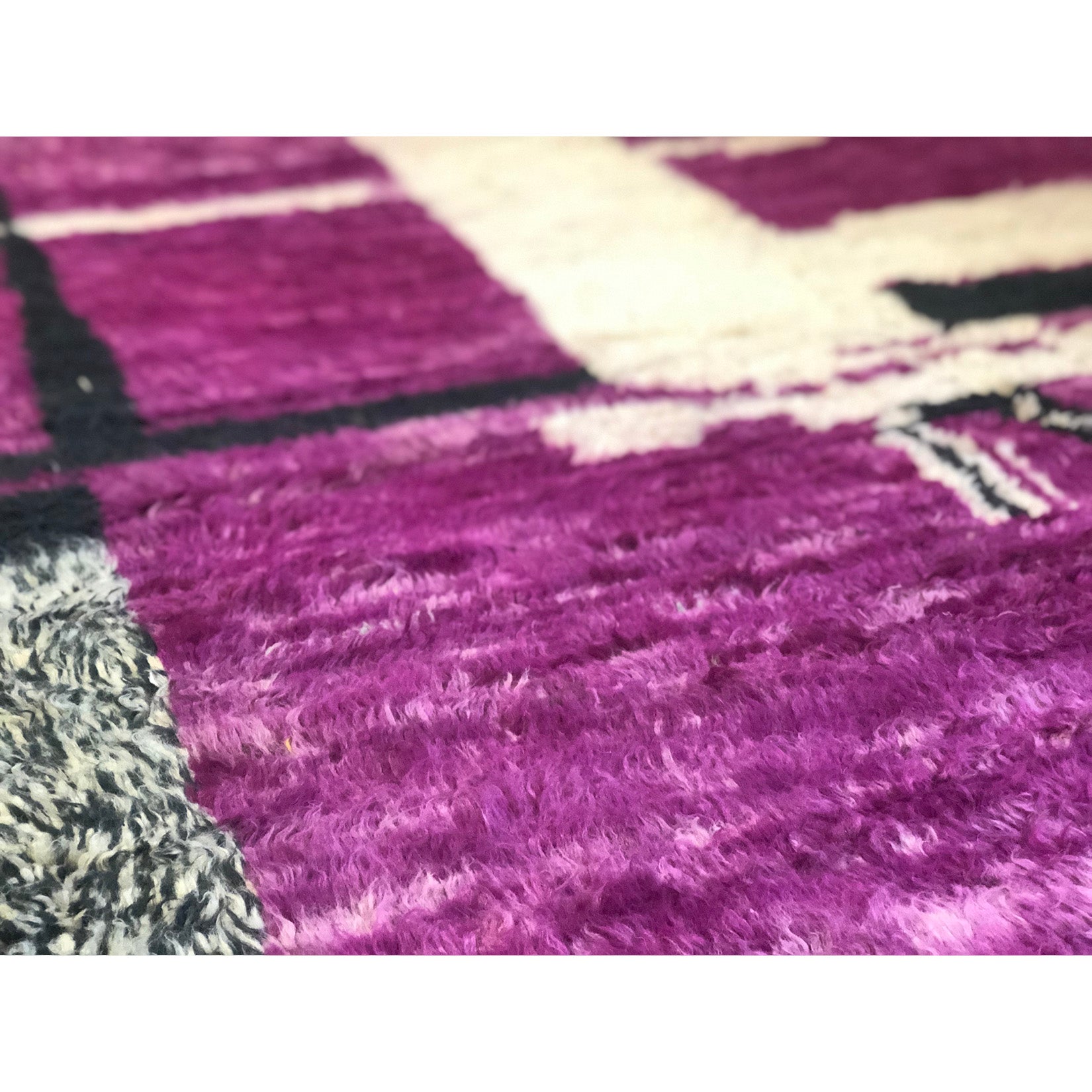 Vintage bohemian chic purple and black rug - Kantara | Moroccan Rugs