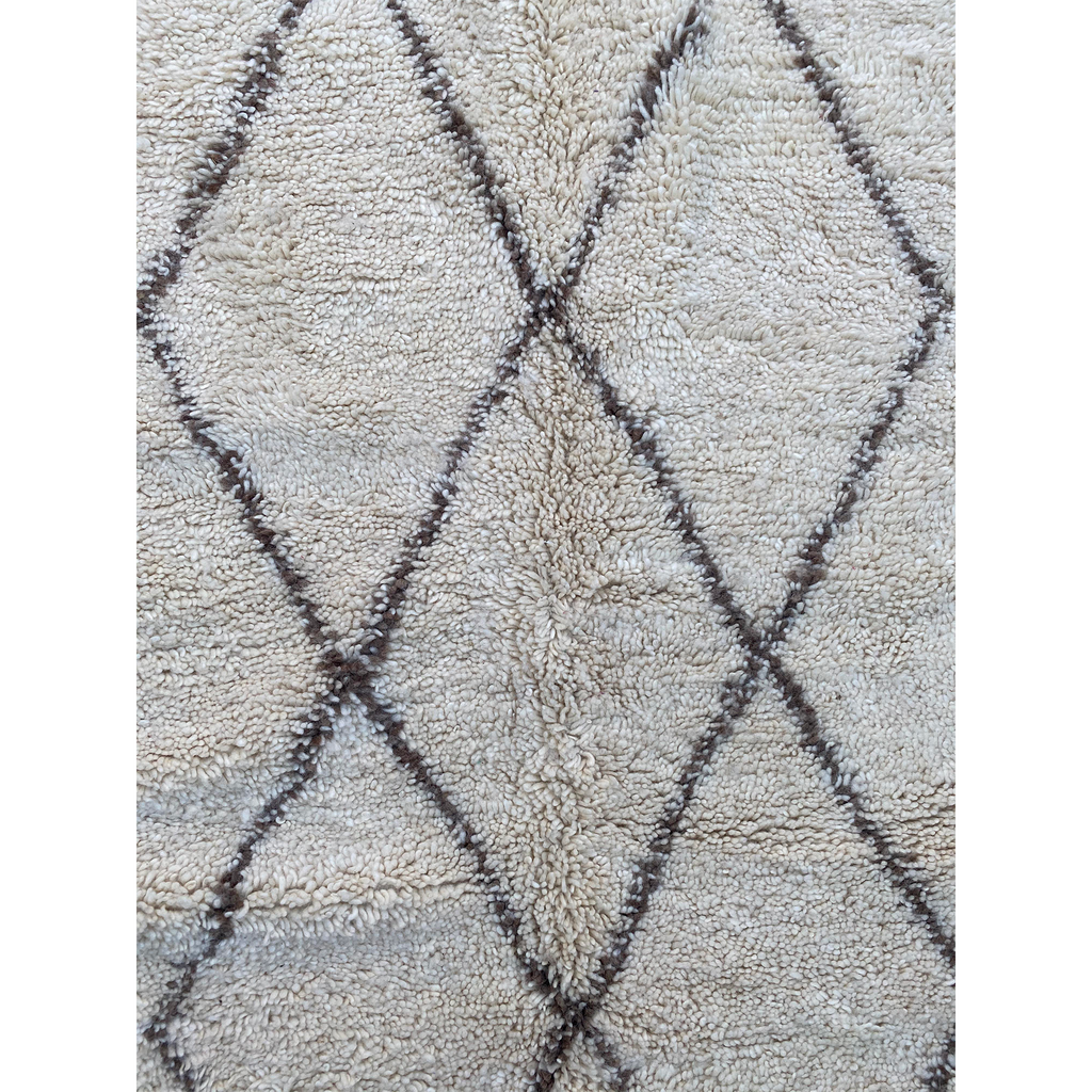  Traditional Moroccan Beni Ourain berber rug - Kantara | Moroccan Rugs