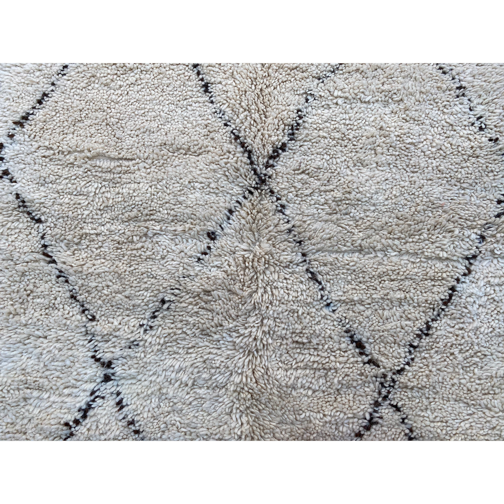 Plush white berber carpet with geometric pattern design - Kantara | Moroccan Rugs