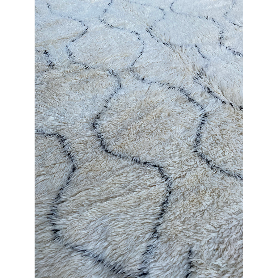 Contemporary white Moroccan area rug - Kantara | Moroccan Rugs