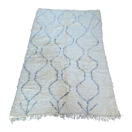 Large white berber carpet with geometric pattern design - Kantara | Moroccan Rugs