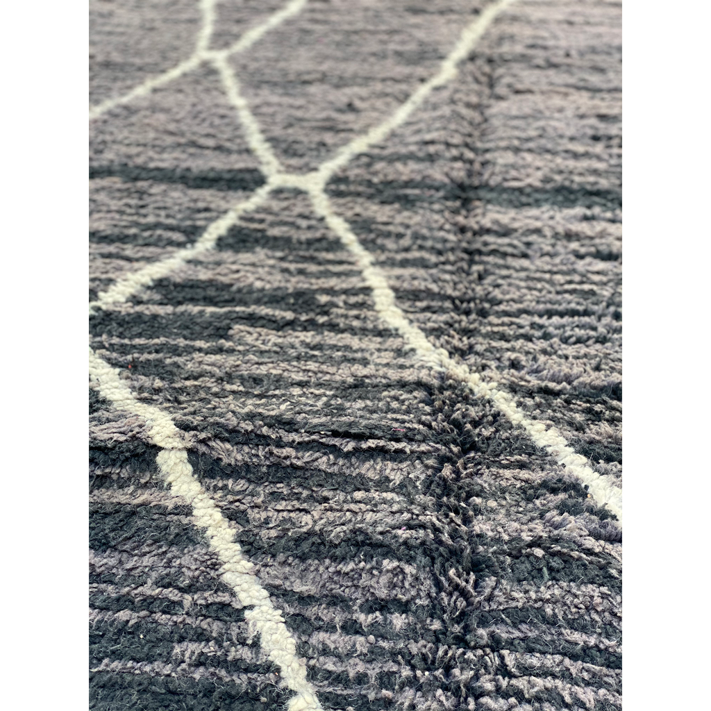 Authentic geometric Beni Ourian Moroccan rug - Kantara | Moroccan Rugs