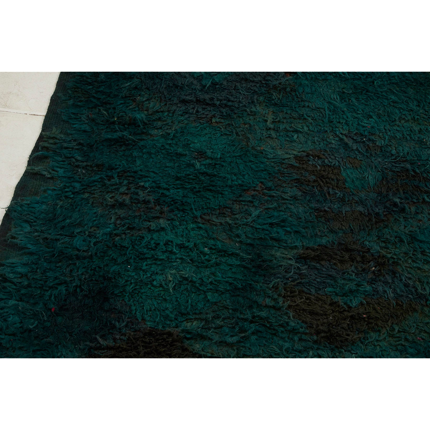 Green overdyed Moroccan diamond rug - Kantara | Morccan Rugs