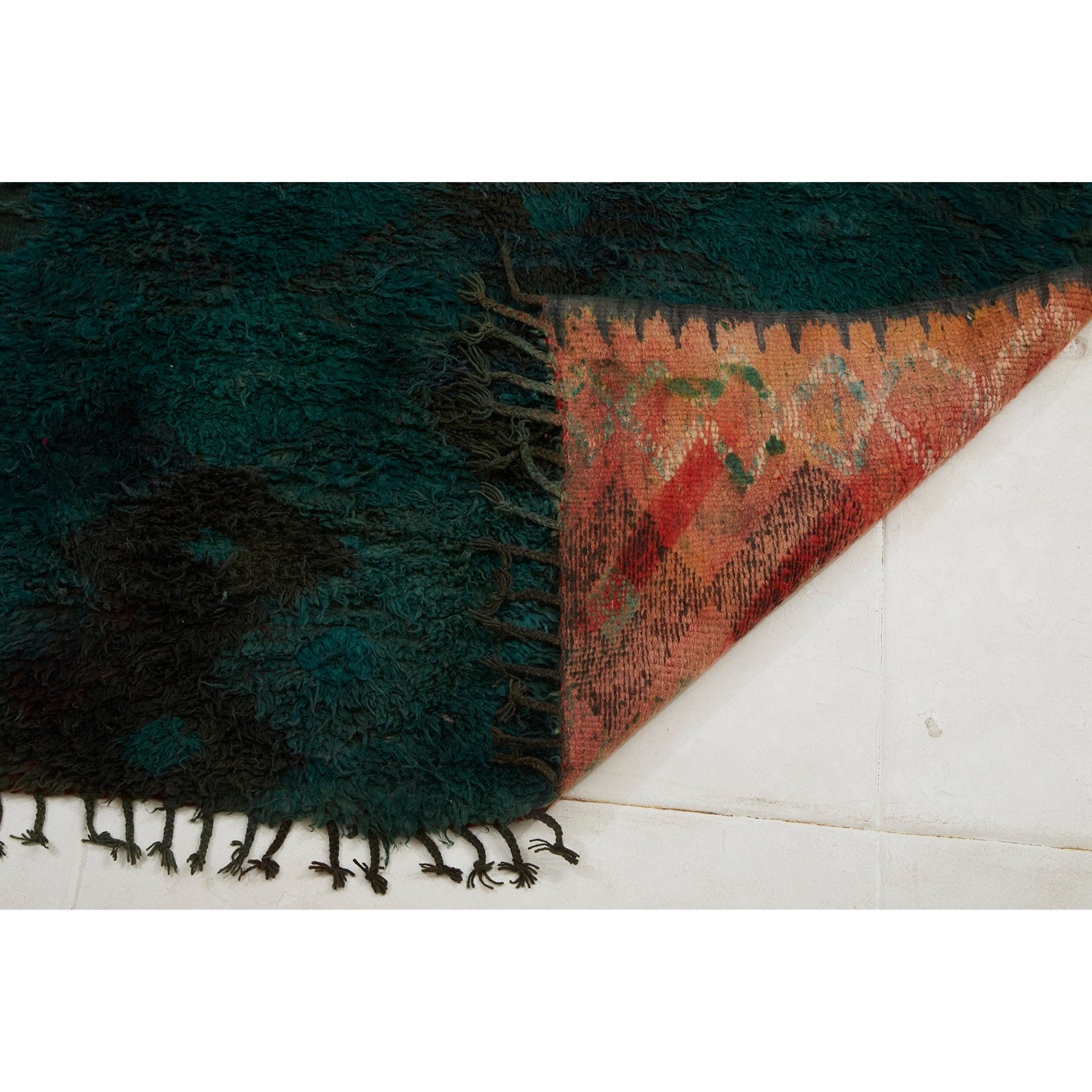 Vintage Boujaad Moroccan berber carpet with green overdye - Kantara | Moroccan Rugs