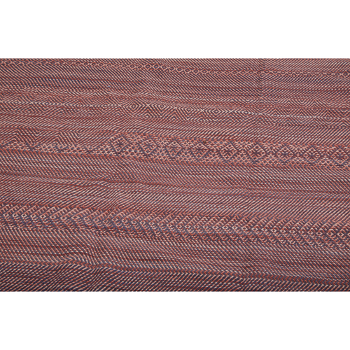 https://kantararugs.com/cdn/shop/products/R472.Detail.1.lareg-maroon-red-Moroccan-flatweave-kilim-handwoven-with-Zanafi-tribal-style_500x500.png?v=1611097754