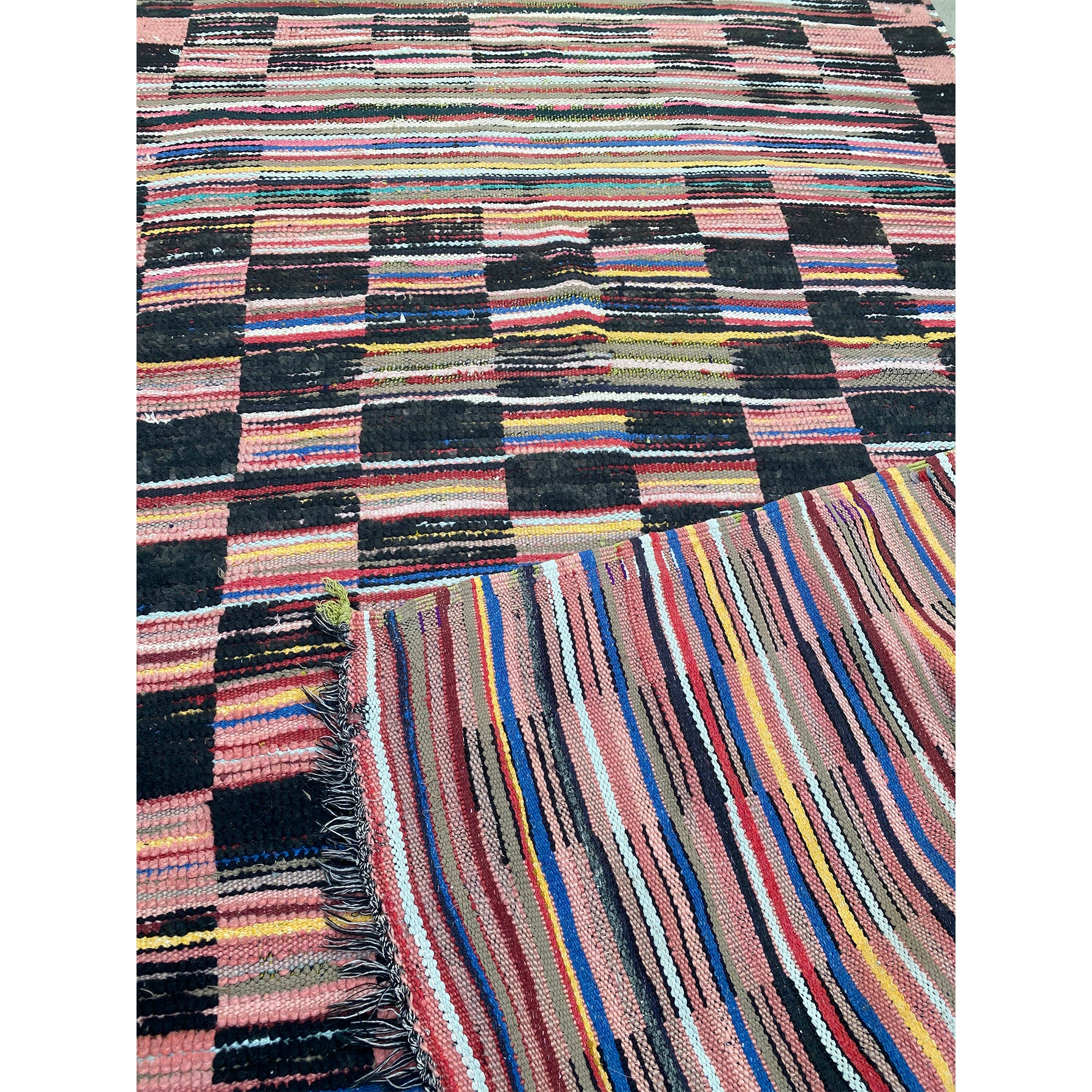 Wool and cotton vintage Moroccan checkerboard rug - Kantara | Moroccan Rugs