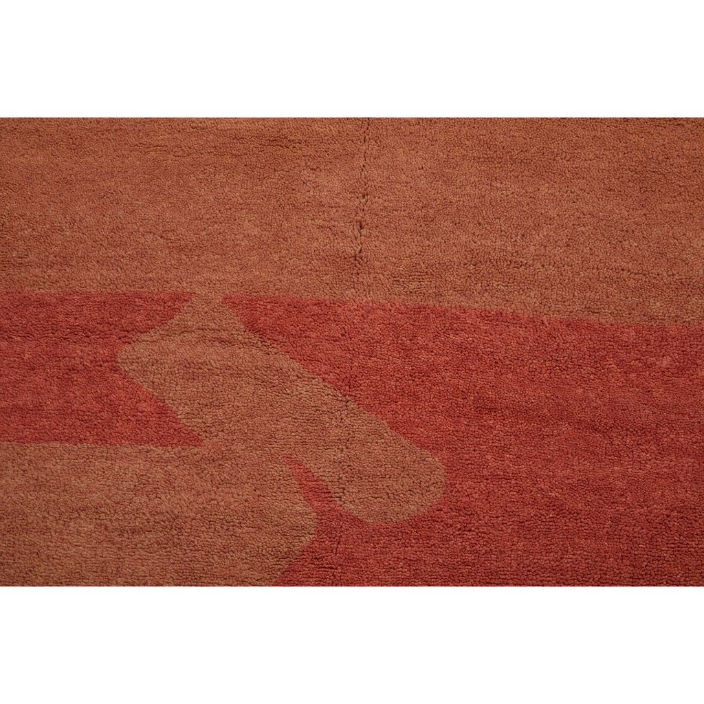 Artisan made pink Moroccan berber carpet with abstract pattern - Kantara | Moroccan Rugs