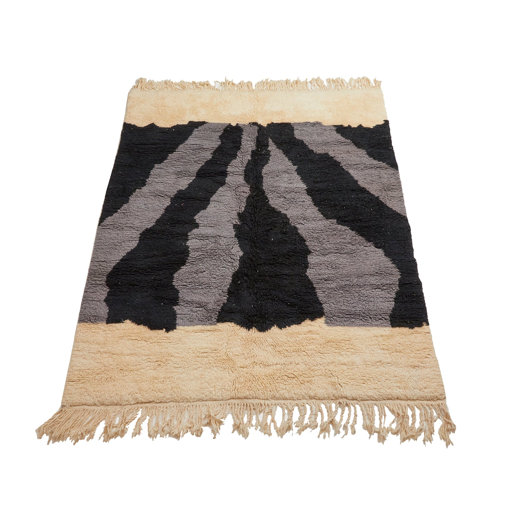 Unique Moroccan berber area rug with wavy, abstract design - Kantara | Moroccan Rugs