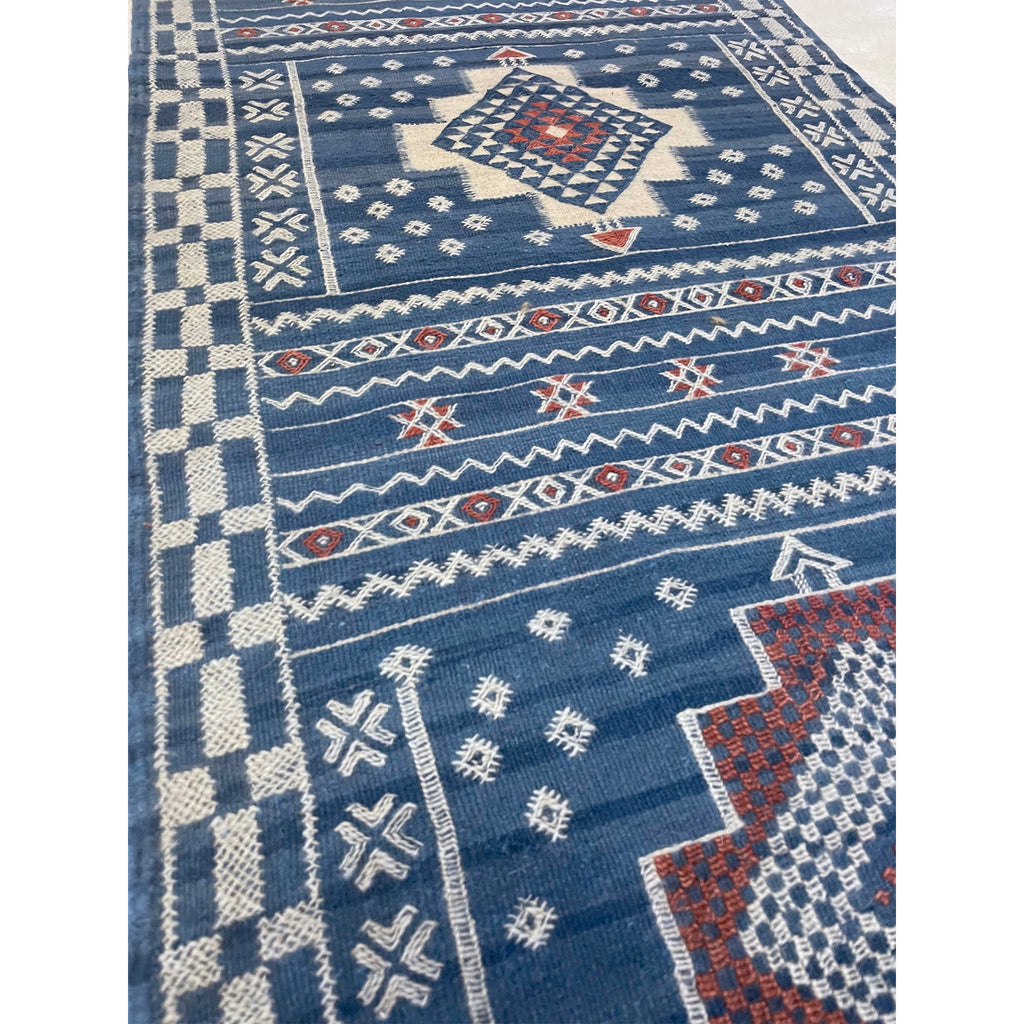 Contemporary Moroccan berber flatweave runner with classic design - Kantara | Moroccan Rugs