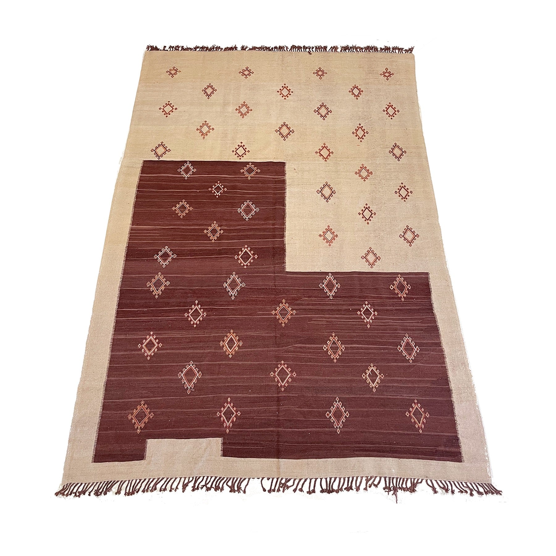 One of a kind white and red Moroccan kilim with embroidered details - Kantara | Moroccan Rugs