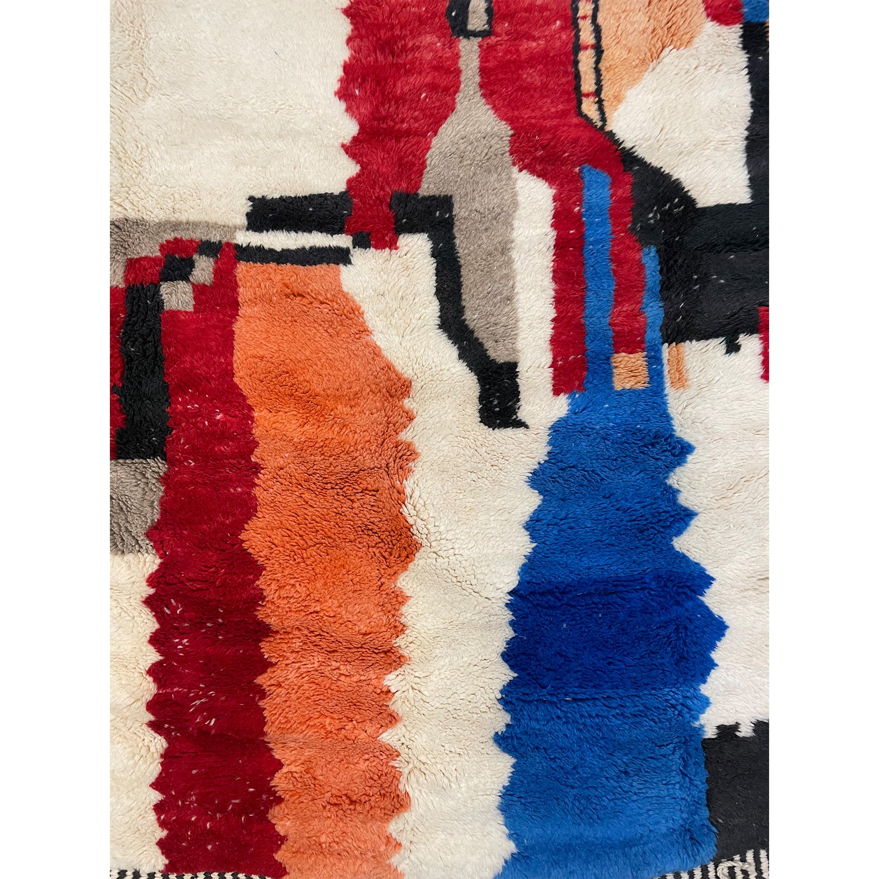 One of a kind Moroccan berber carpet in white with colorful pattern - Kantara | Moroccan Rugs