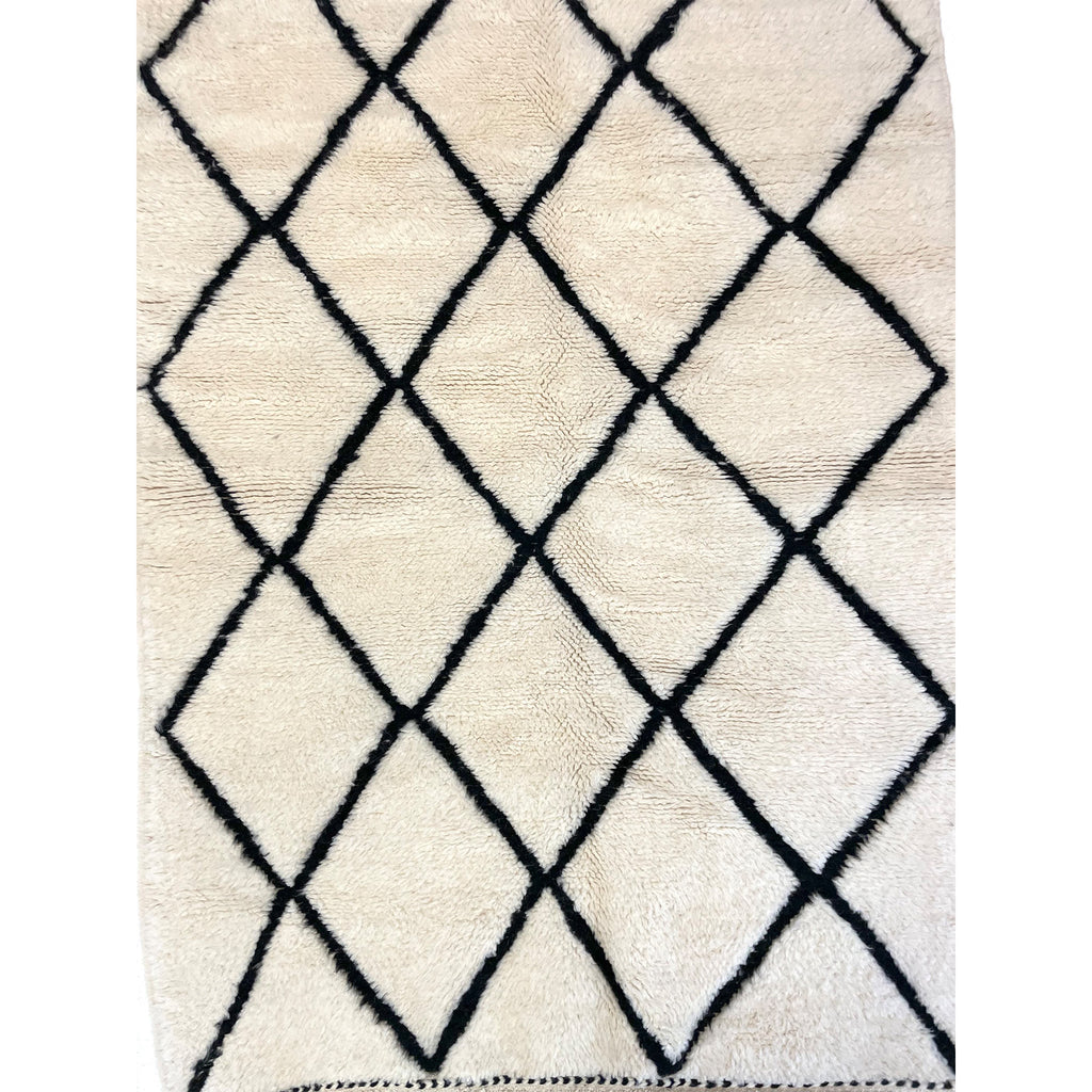Small Moroccan berber diamond throw rug - Kantara | Moroccan Rugs