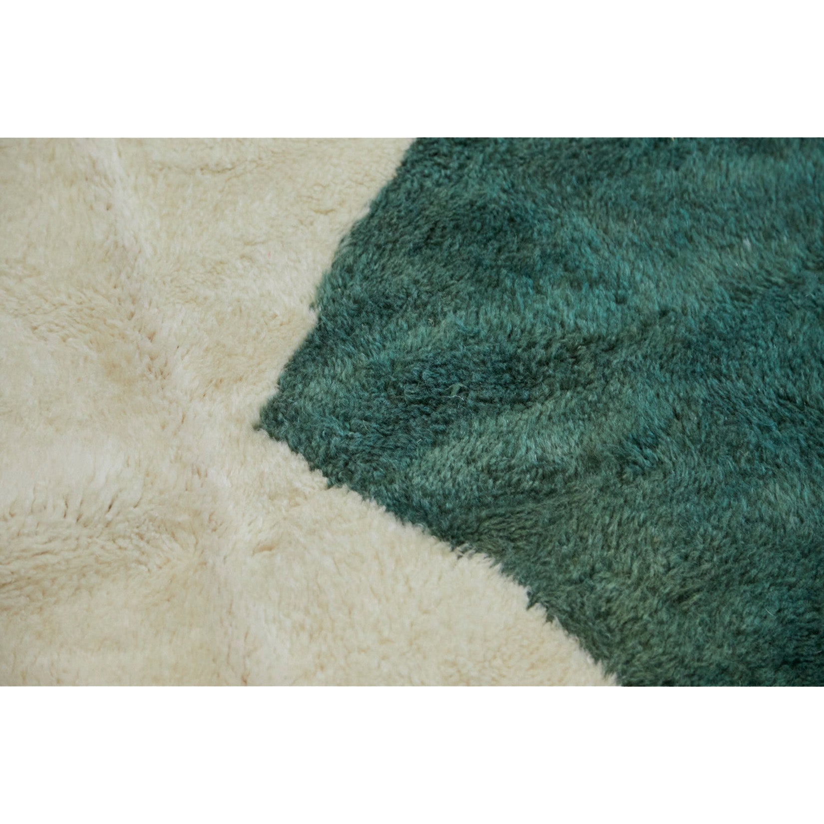 White Moroccan oversize rug with burnt orange and forest green pattern - Kantara | Moroccan Rugs