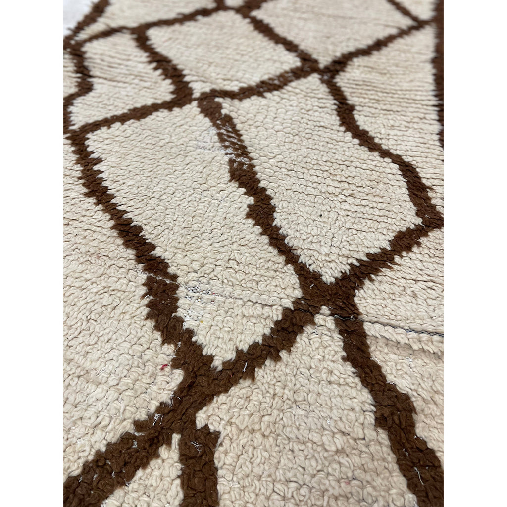 Vintage mid century Moroccan entryway rug - Kantara | Moroccan Rugs