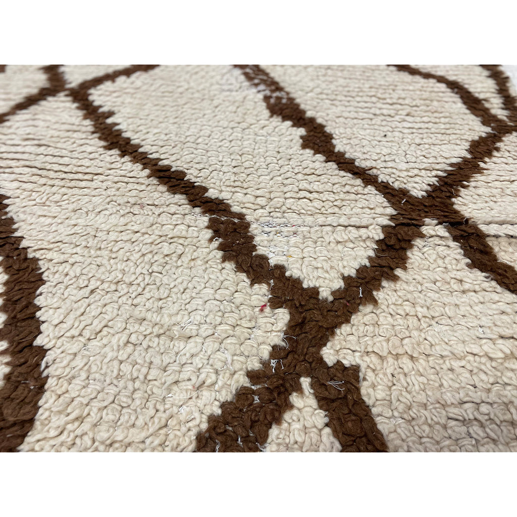 White and brown Moroccan medium sized rug - Kantara | Moroccan Rugs