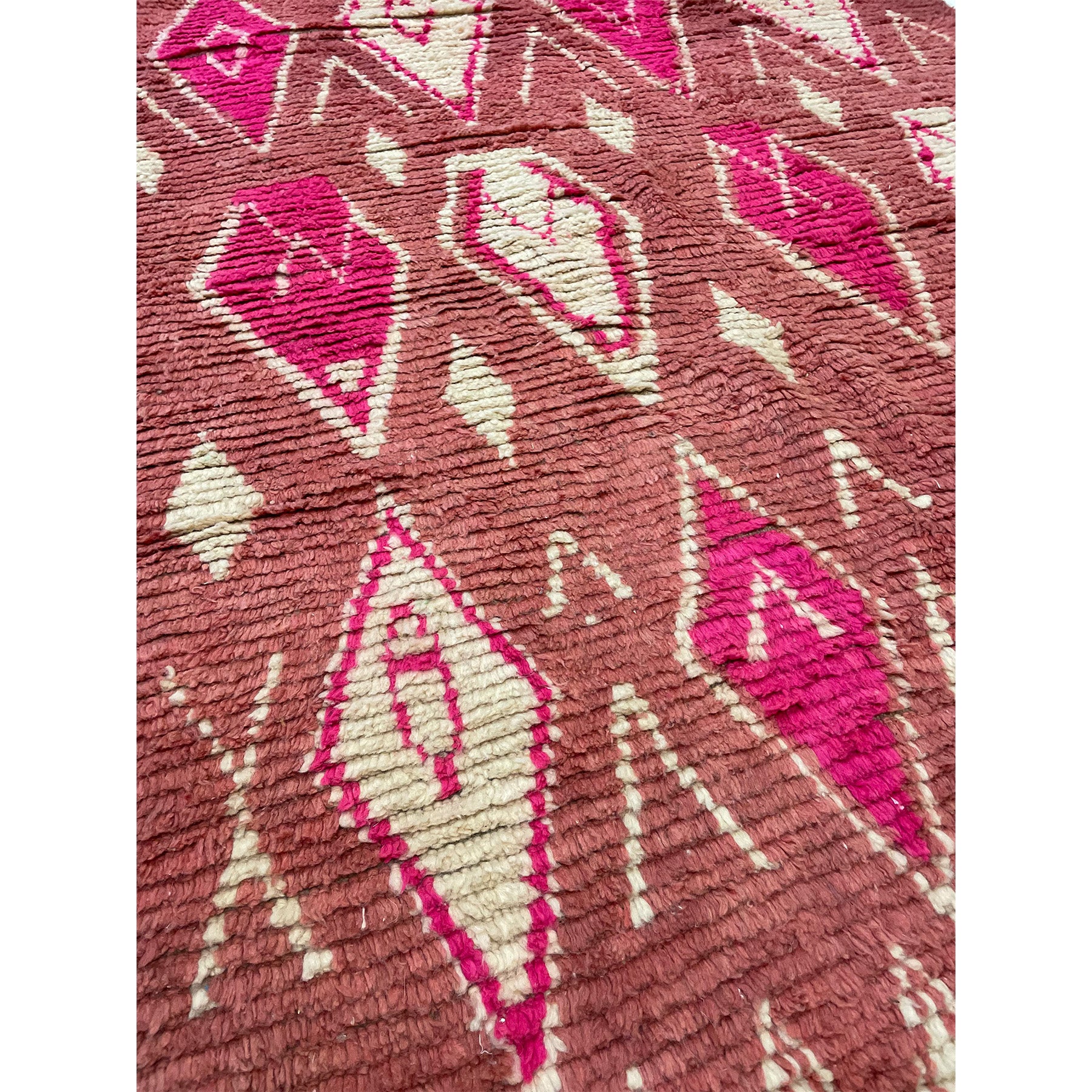 Contemporary Moroccan diamond rug with pink color palette - Kantara | Moroccan Rugs