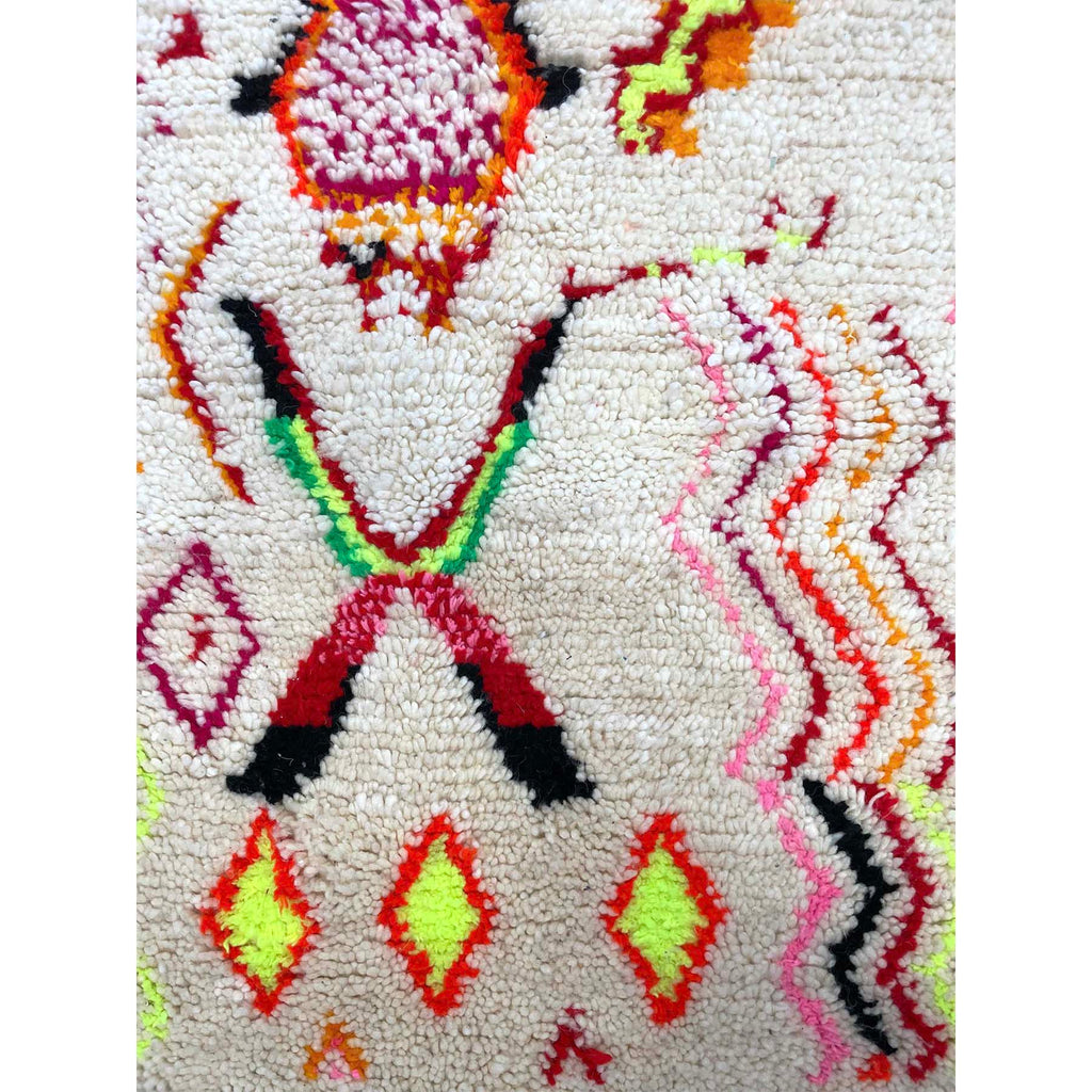 Art deco Moroccan Azilal rug with colorful diamond motifs - Kantara | Moroccan Rugs