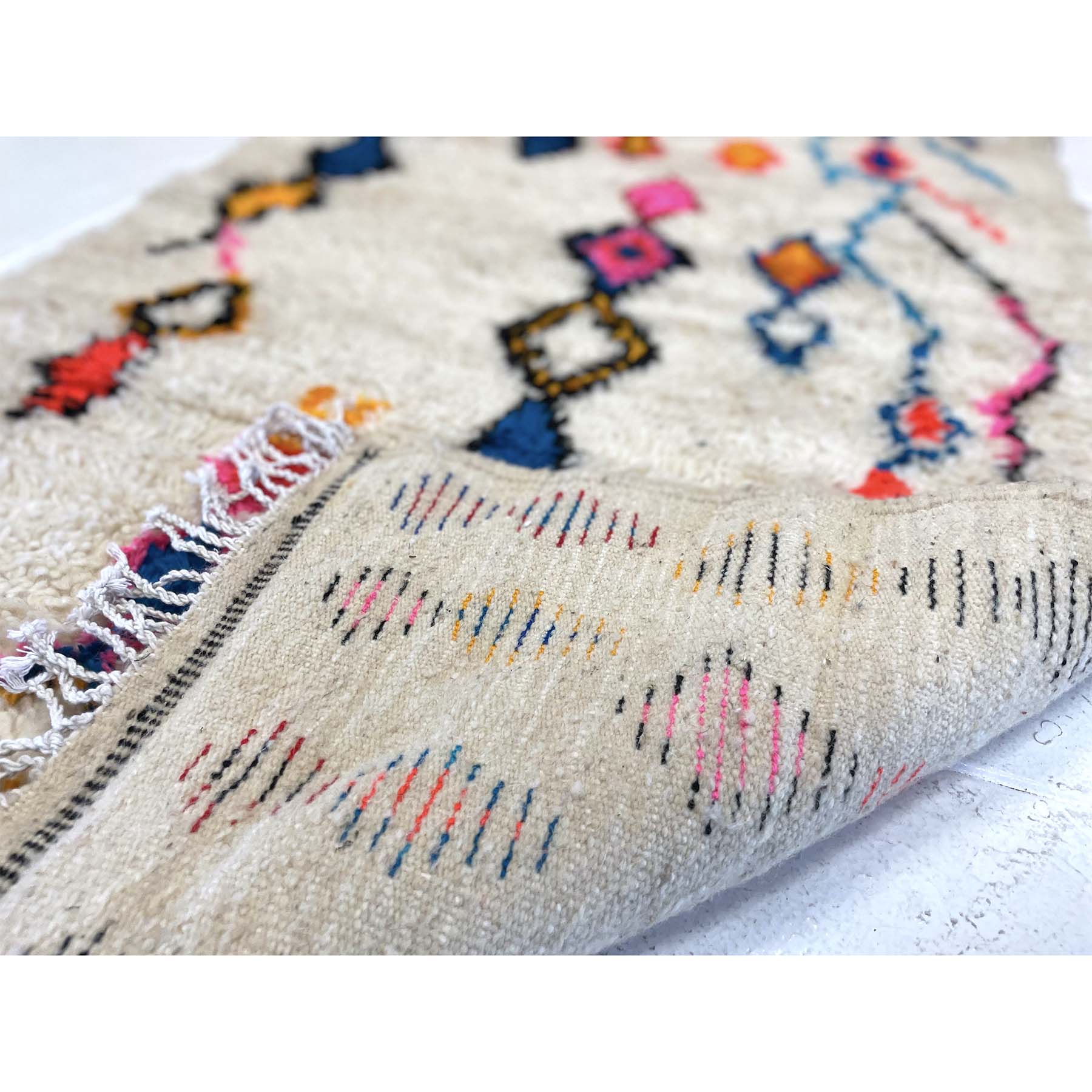 Contemporary boho chic Moroccan berber diamond rug - Kantara | Moroccan Rugs