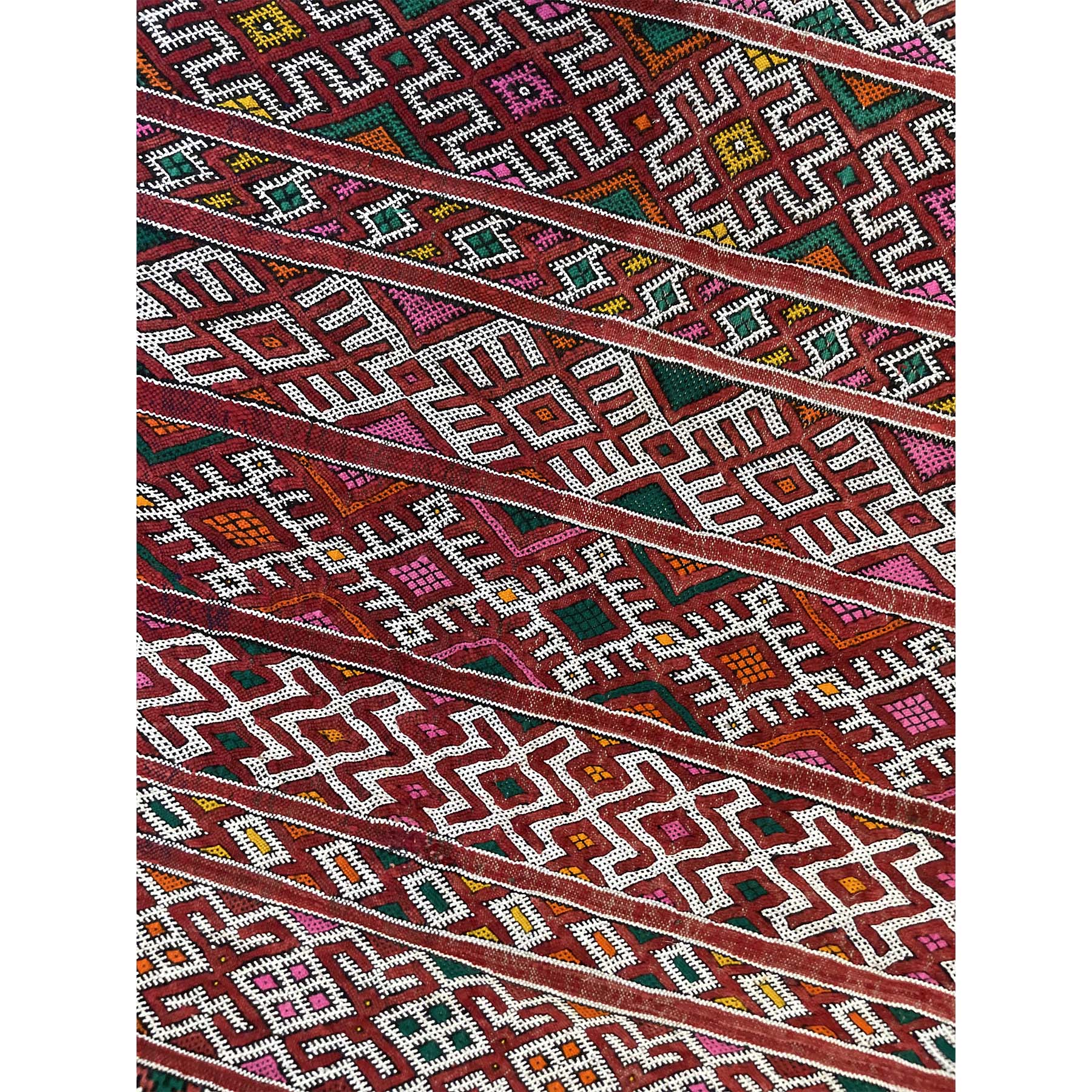 Intricate middle atlas Moroccan flatweave throw rug - Kantara | Moroccan Rugs