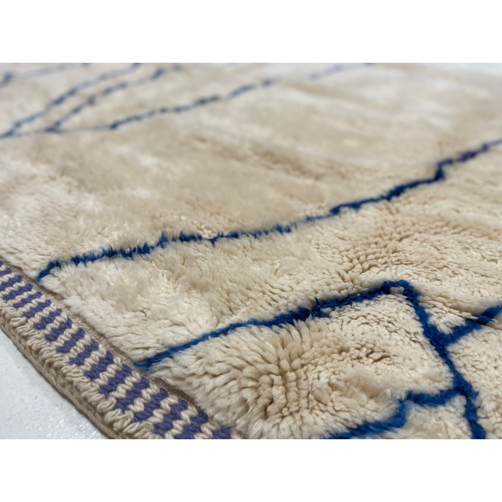 Contemporary boho chic neutral Moroccan area rug - Kantara | Moroccan Rugs