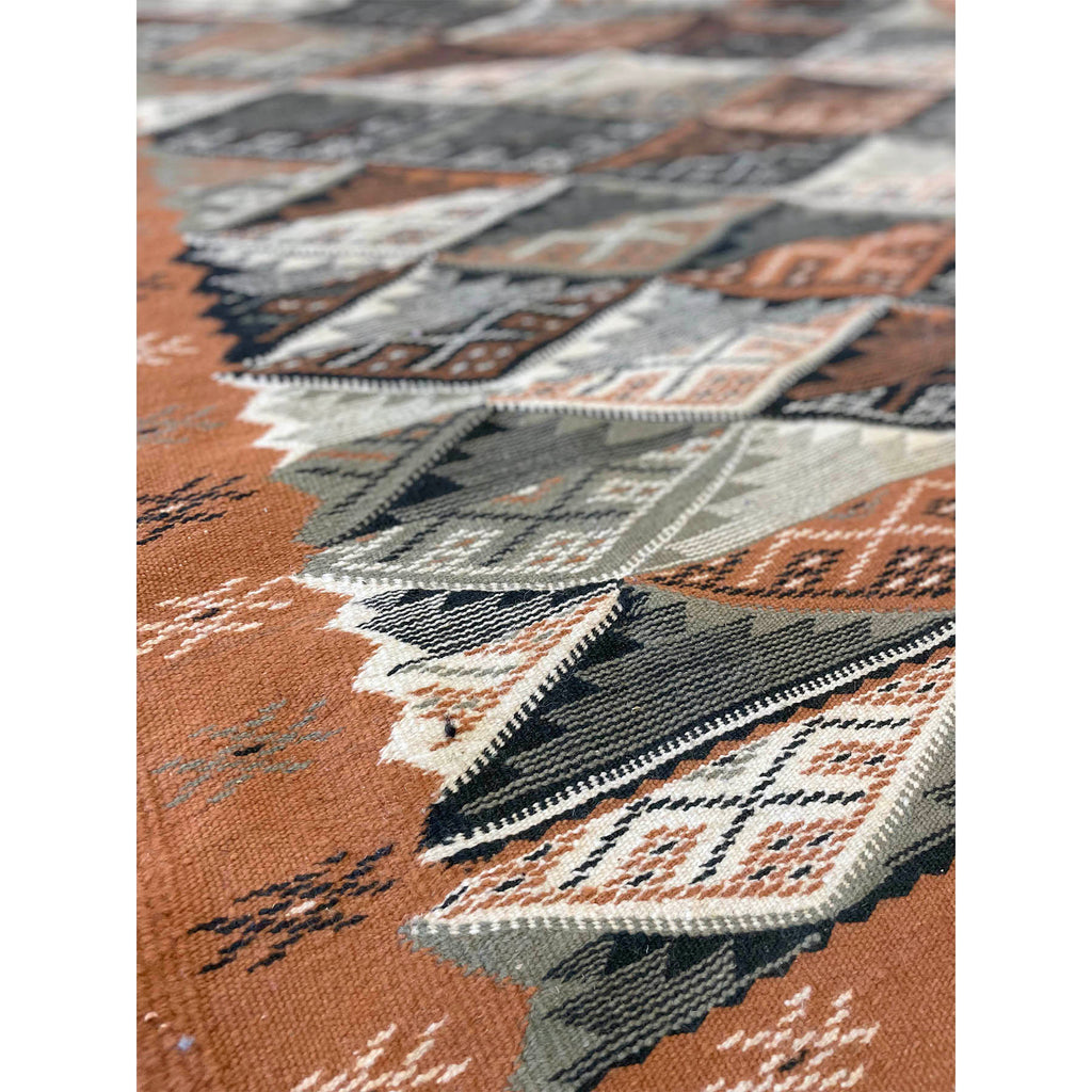 Kharita Moroccan flatweave kilim in white, brown, and gray - Kantara | Moroccan Rugs
