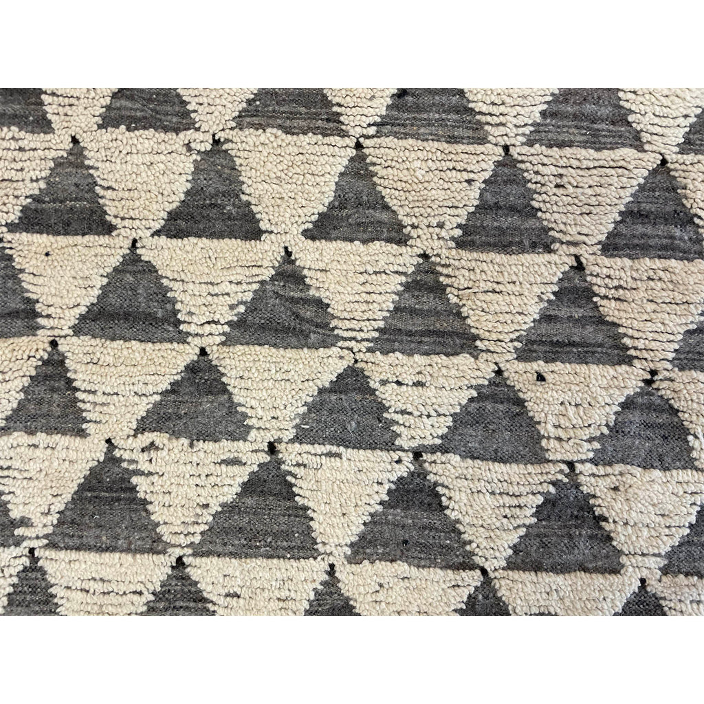 Minimalist geometric Moroccan berber flatweave rug - Kantara | Moroccan Rugs